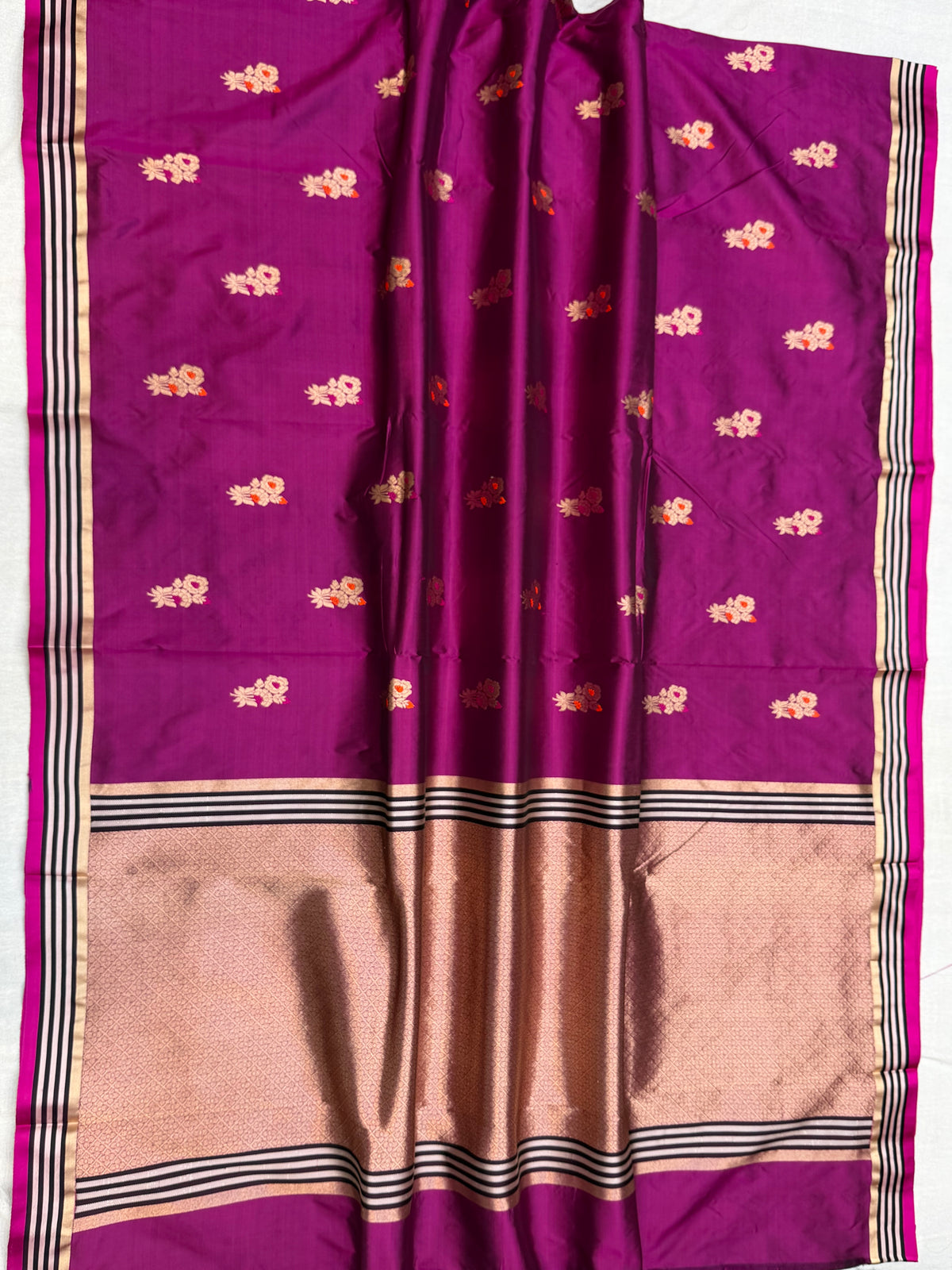 Pure Katan Silk Banarasi Handloom Saree - All over Kadua Buta