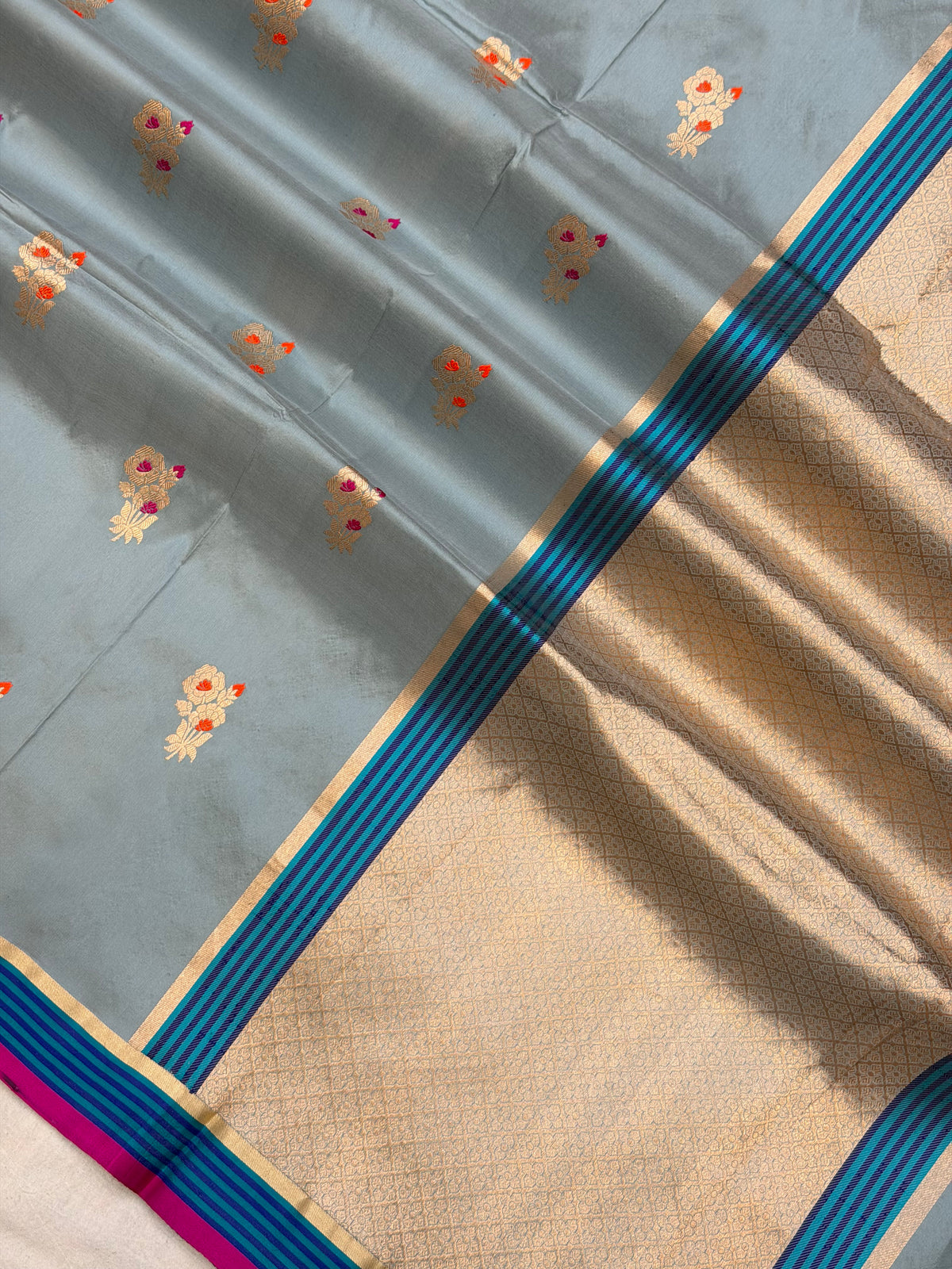 Pure Katan Silk Banarasi Handloom Saree - All over Kadua Buta