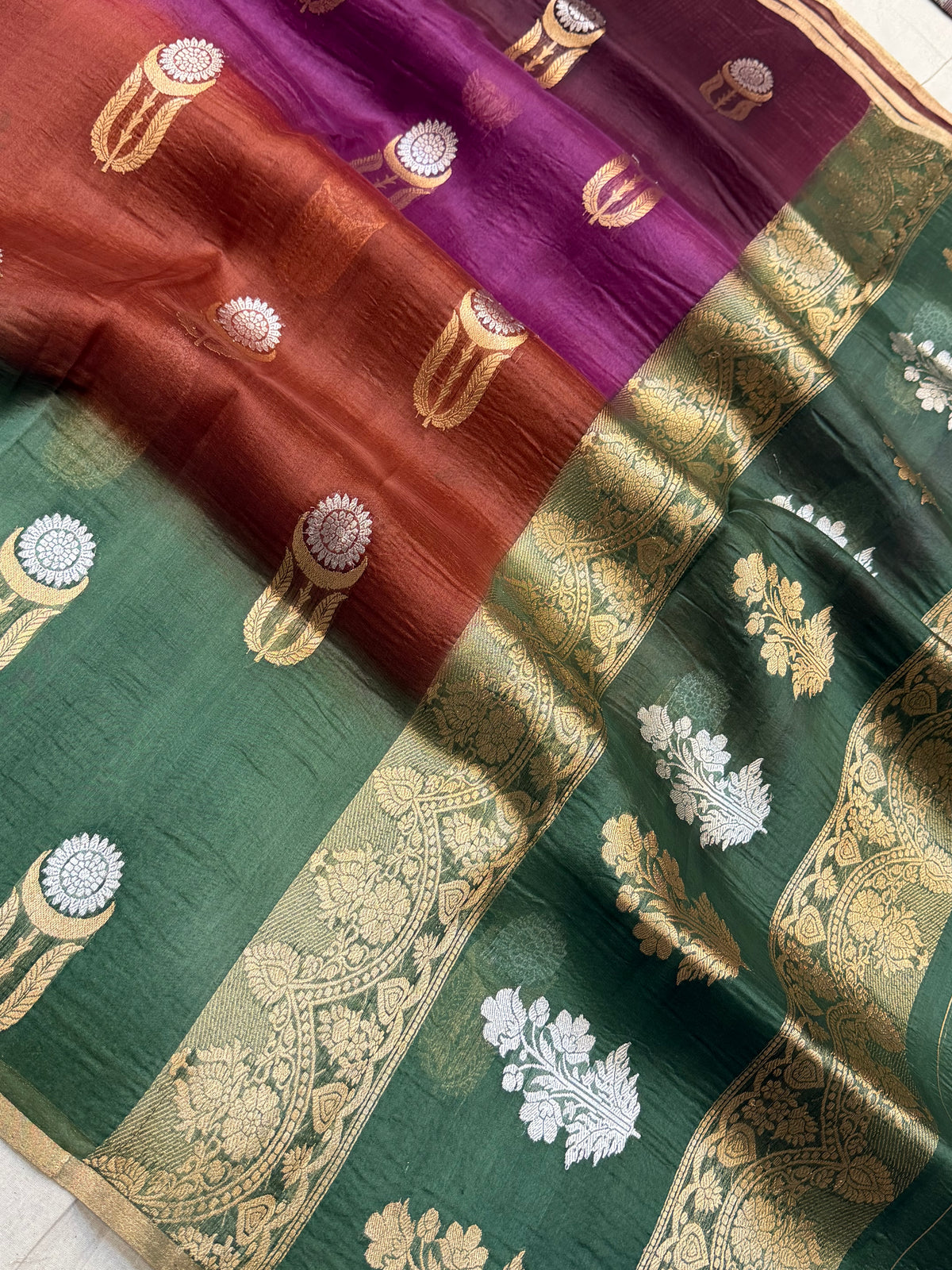 Pure Kora Silk Handloom Banarasi Saree - All Over Kadua Buta