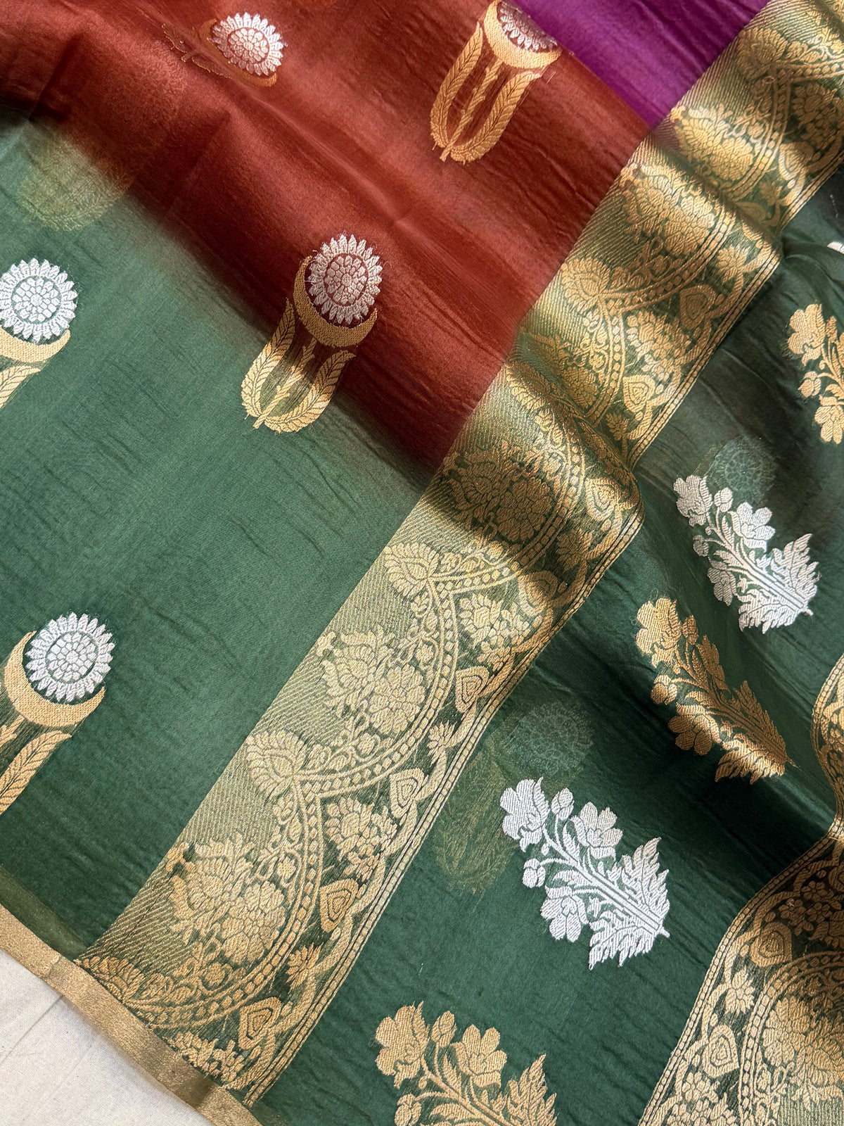 Pure Kora Silk Handloom Banarasi Saree - All Over Kadua Buta