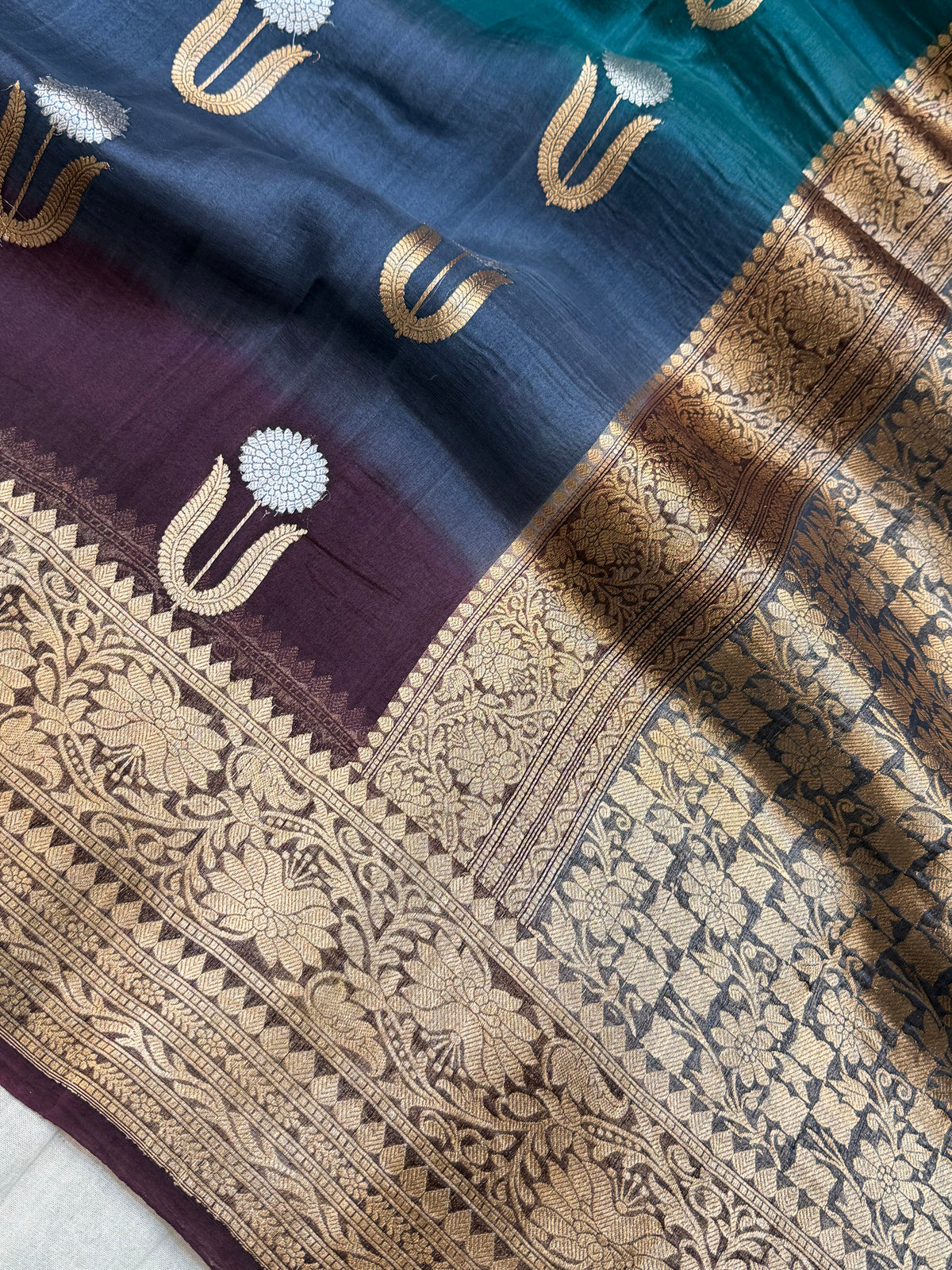 Pure Kora Silk Handloom Banarasi Saree - All Over Kadua Buta