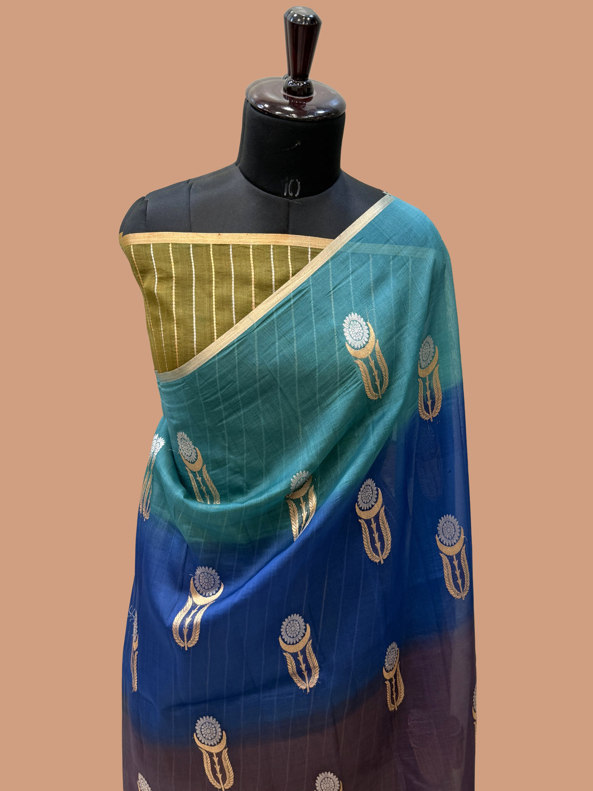 Pure Kora Silk Handloom Banarasi Saree - All Over Kadua Buta
