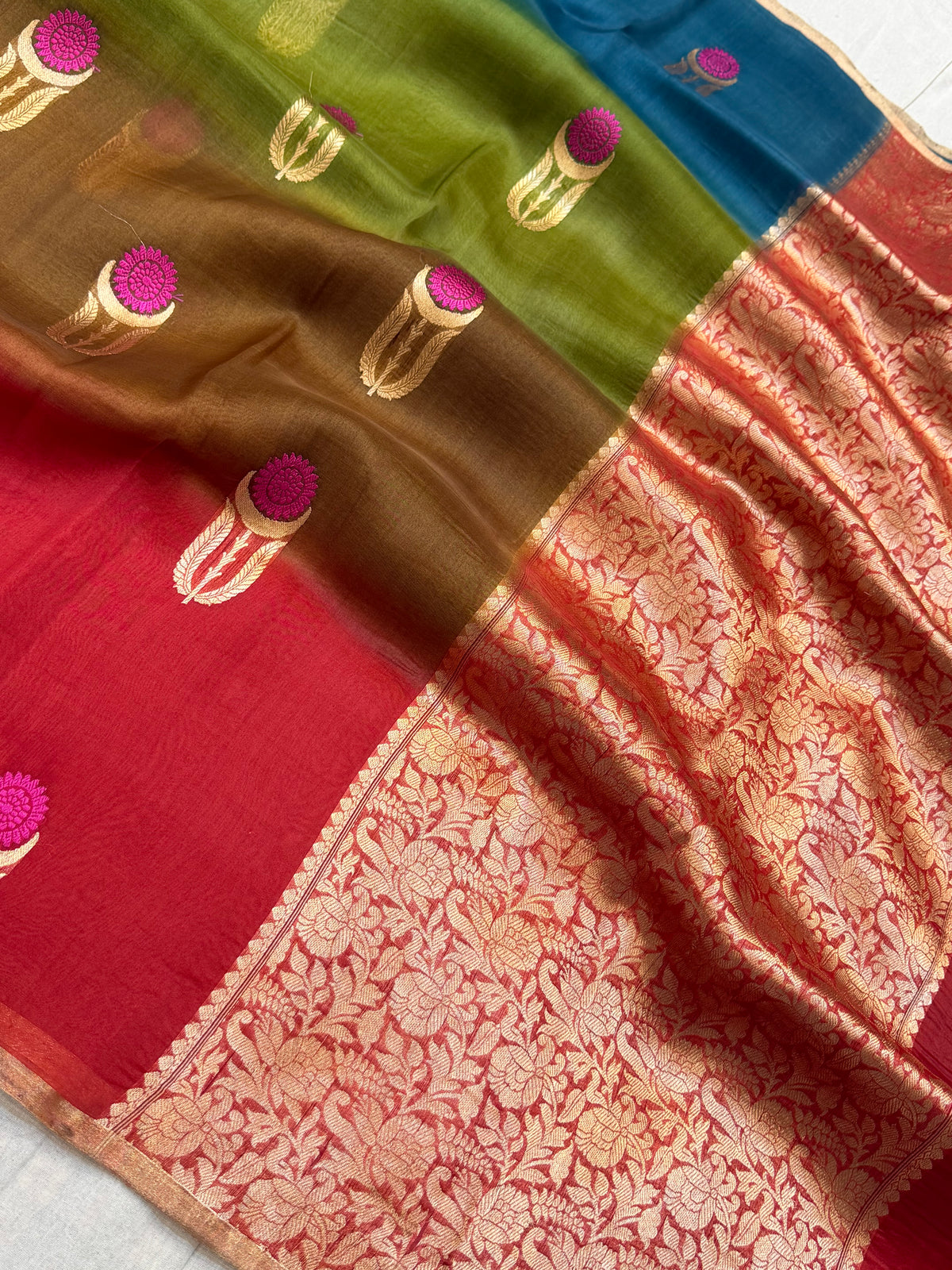 Pure Kora Silk Handloom Banarasi Saree - All Over Kadua Buta