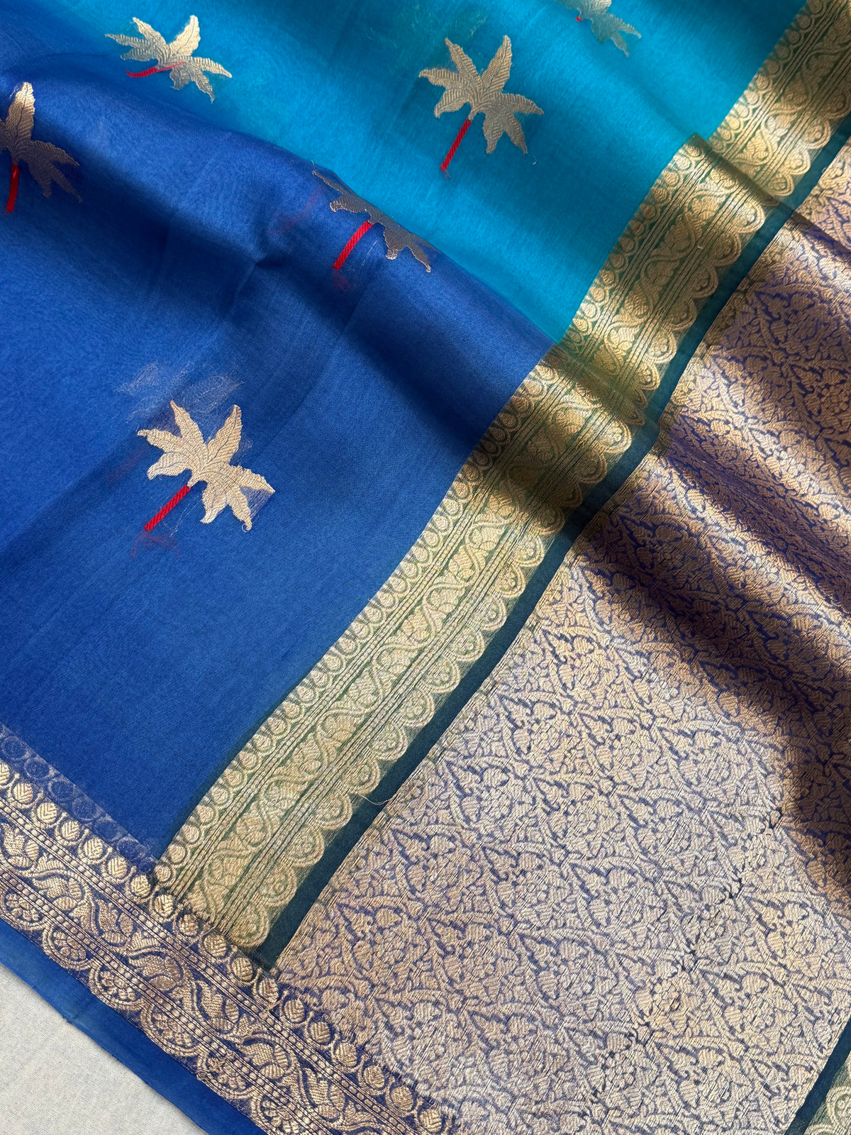 Pure Kora Silk Handloom Banarasi Saree - All Over Kadua Buta