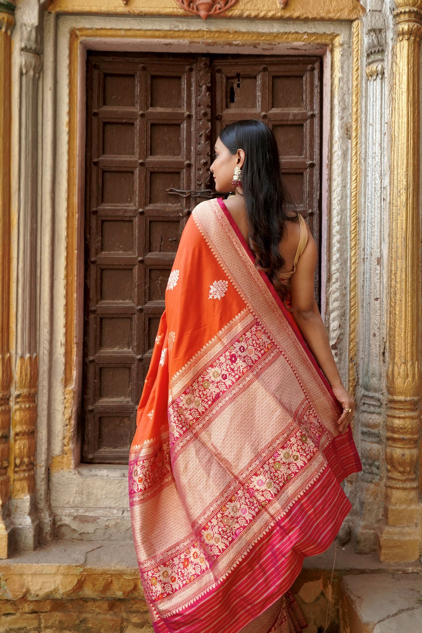 Pure Katan Contrast Border with Tilfi Minakari Border in Kadhwa Motifs Saree