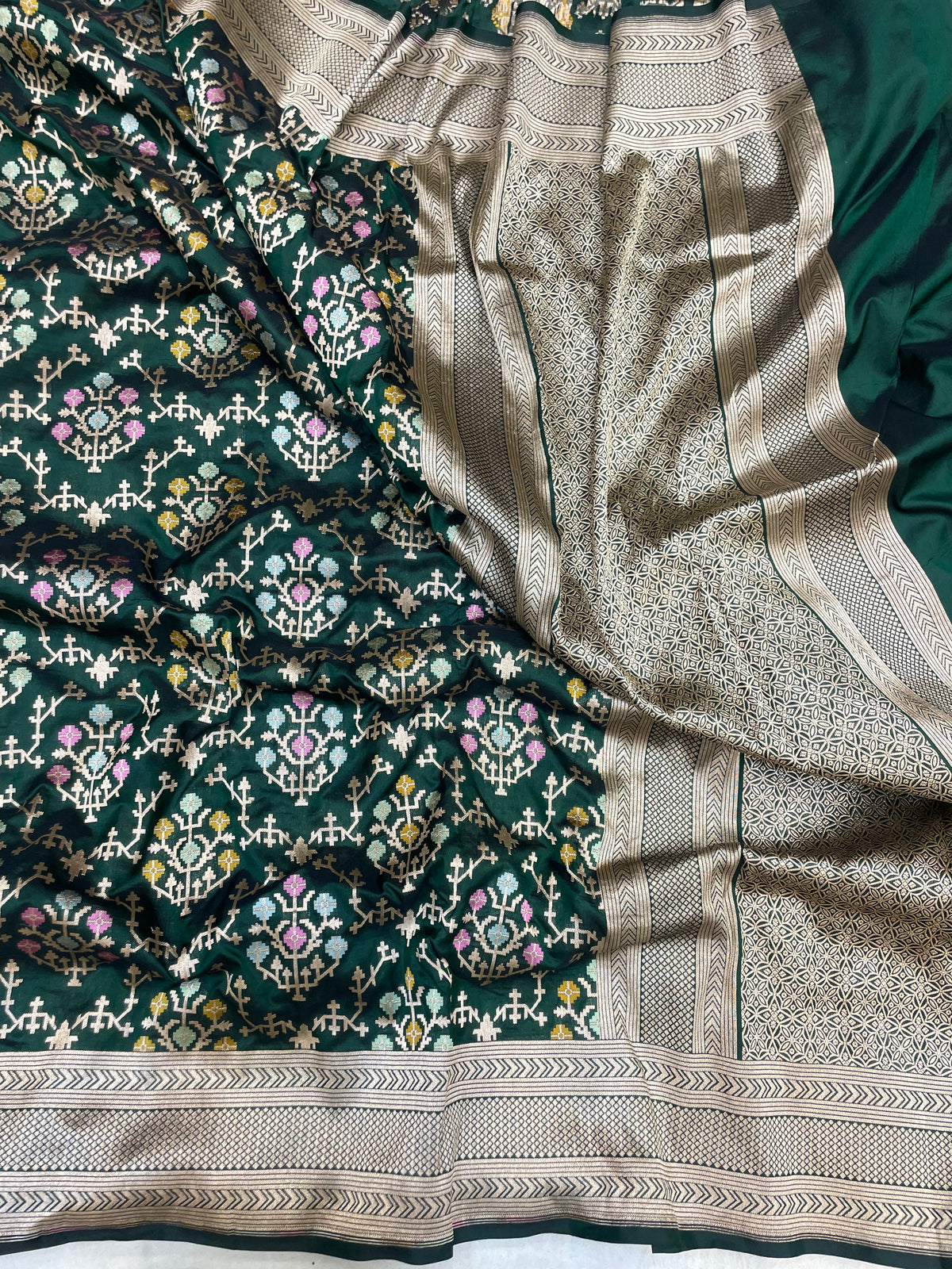 Pure Katan Silk Banarasi Handloom Saree - All Over Motifs