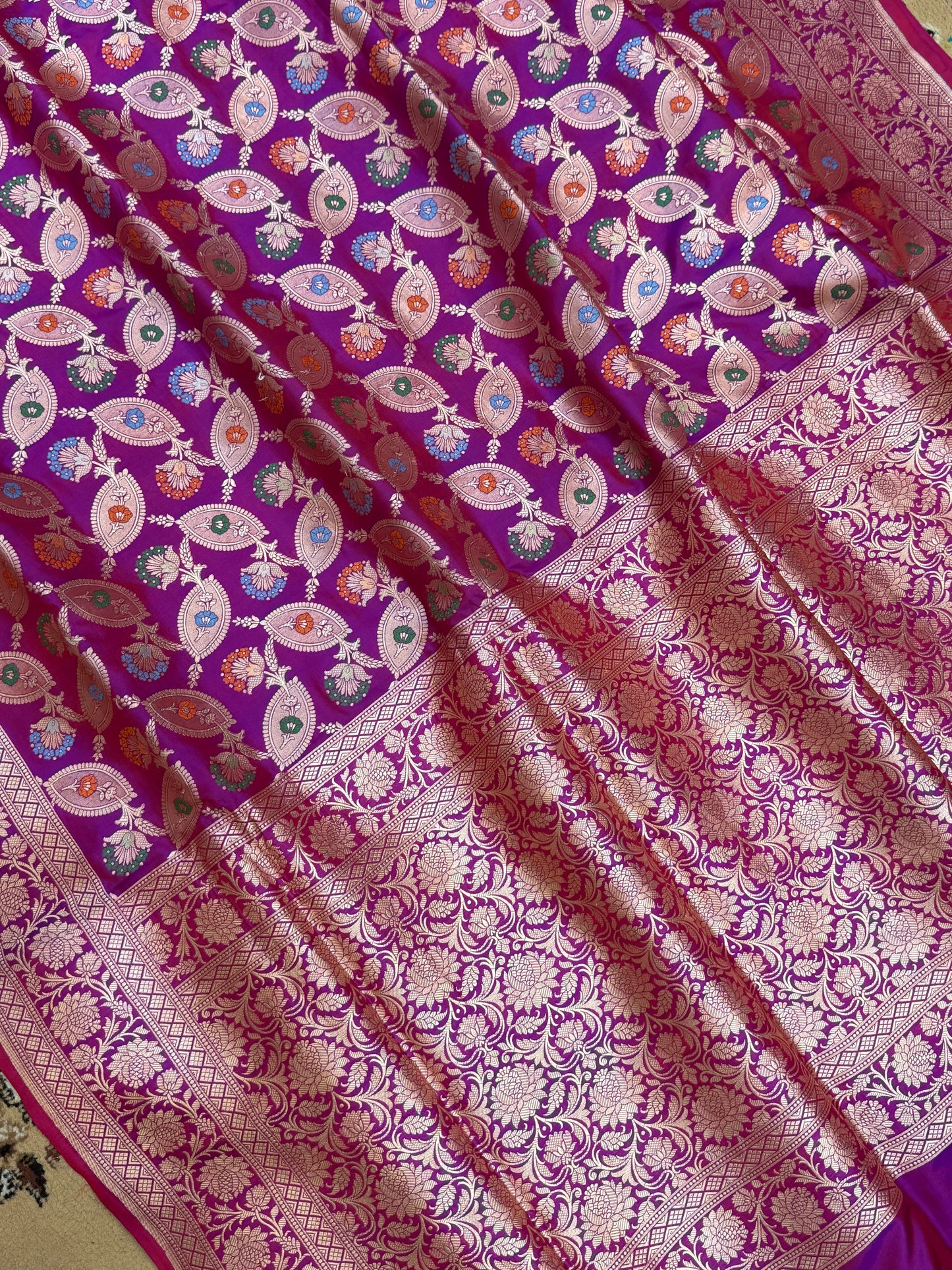 Rani Magenta Color Pure Silk Handloom Banarasi Sareee - All Over Leaf Jaal Work with Meenakari