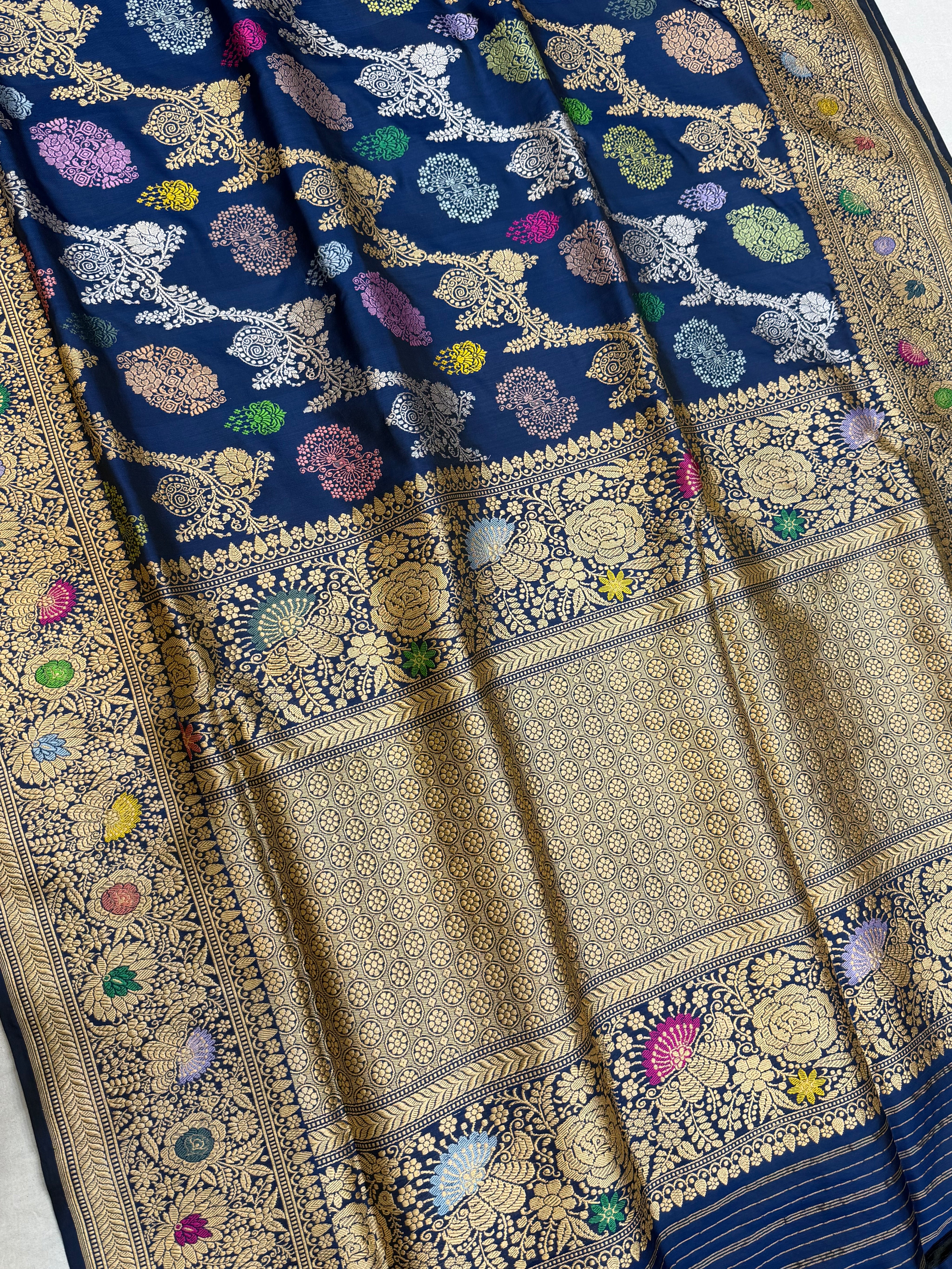Pure Katan Silk Banarasi Handloom Saree - All over Kadua Jangla