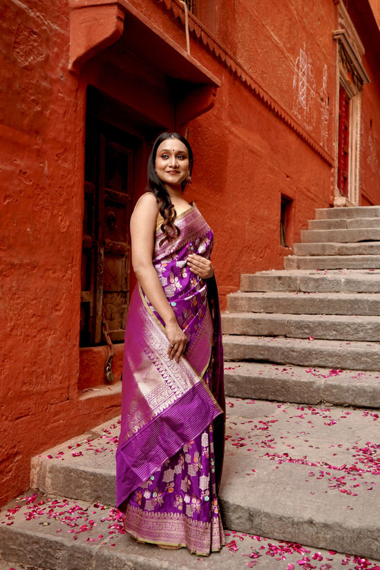 Pure Katan Kadhwa Jangla with Geometrical Jaal Pattern in Tilfi Minakari Work Saree