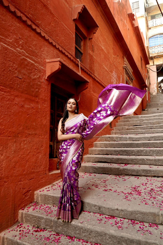 Pure Katan Kadhwa Jangla with Geometrical Jaal Pattern in Tilfi Minakari Work Saree