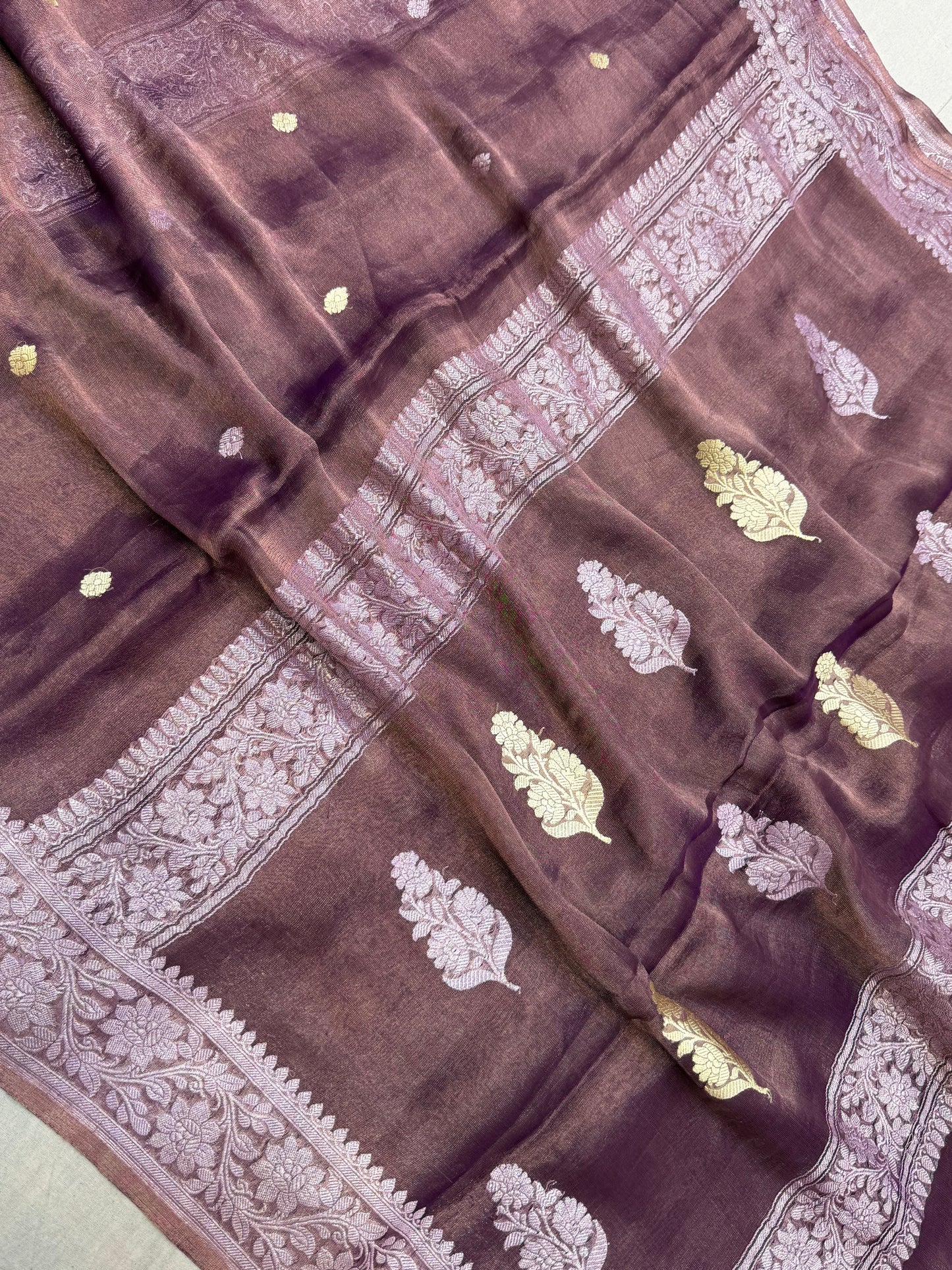 Pure Georgette Tissue Handloom Banarasi Saree - Silver Zari
