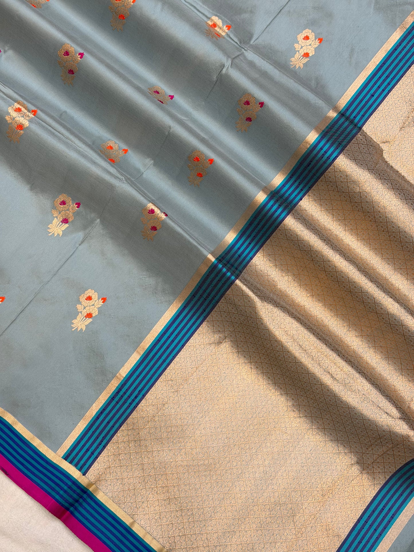 Pure Katan Silk Banarasi Handloom Saree - All over Kadua Buta