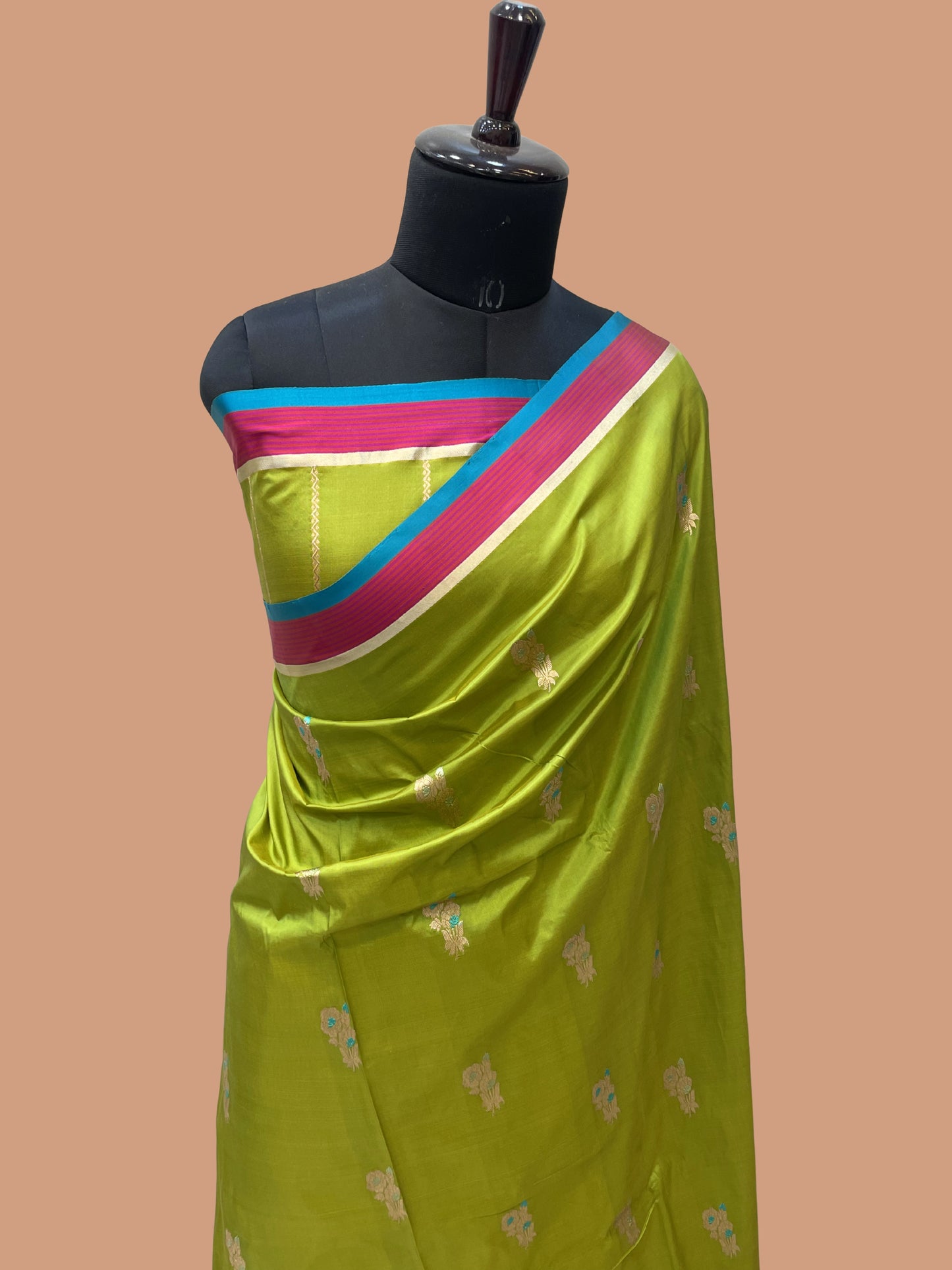 Pure Katan Silk Banarasi Handloom Saree - All over Kadua Buta