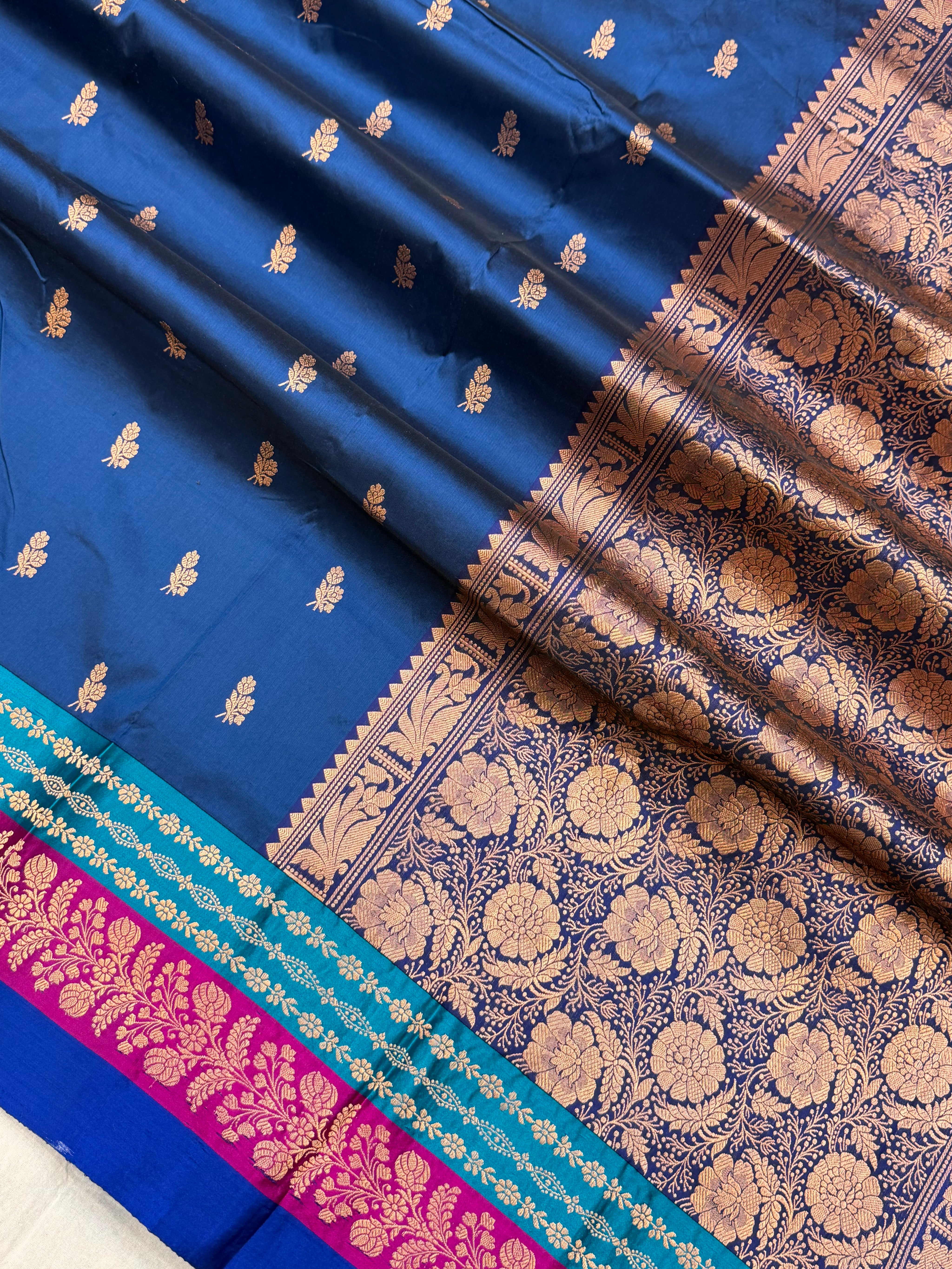 Pure Katan Silk Banarasi Handloom Saree - All over Kadua Buti