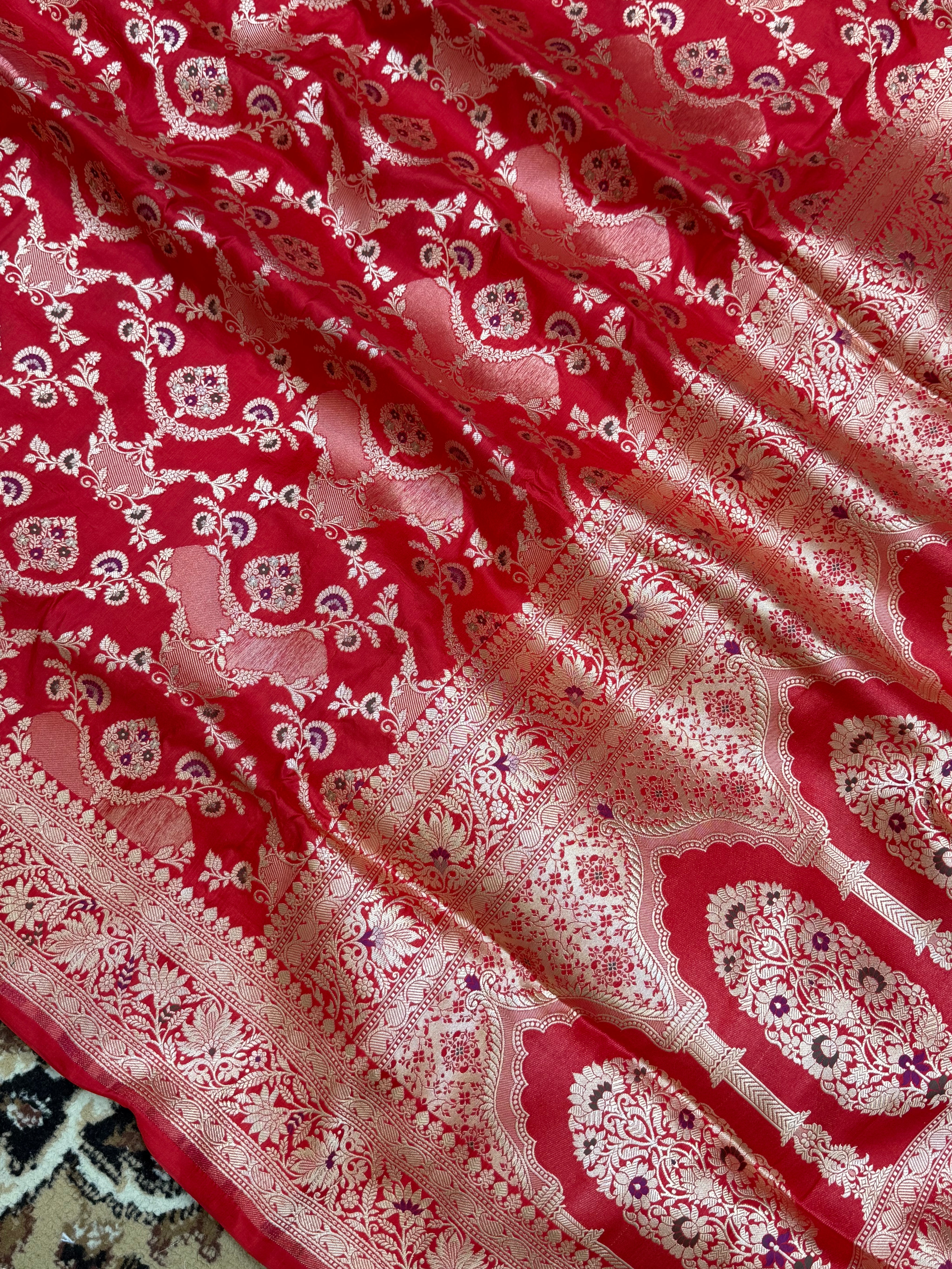 Red Color Pure Silk Handloom Banarasi Saree - All Over Jaal Work with Meenakri