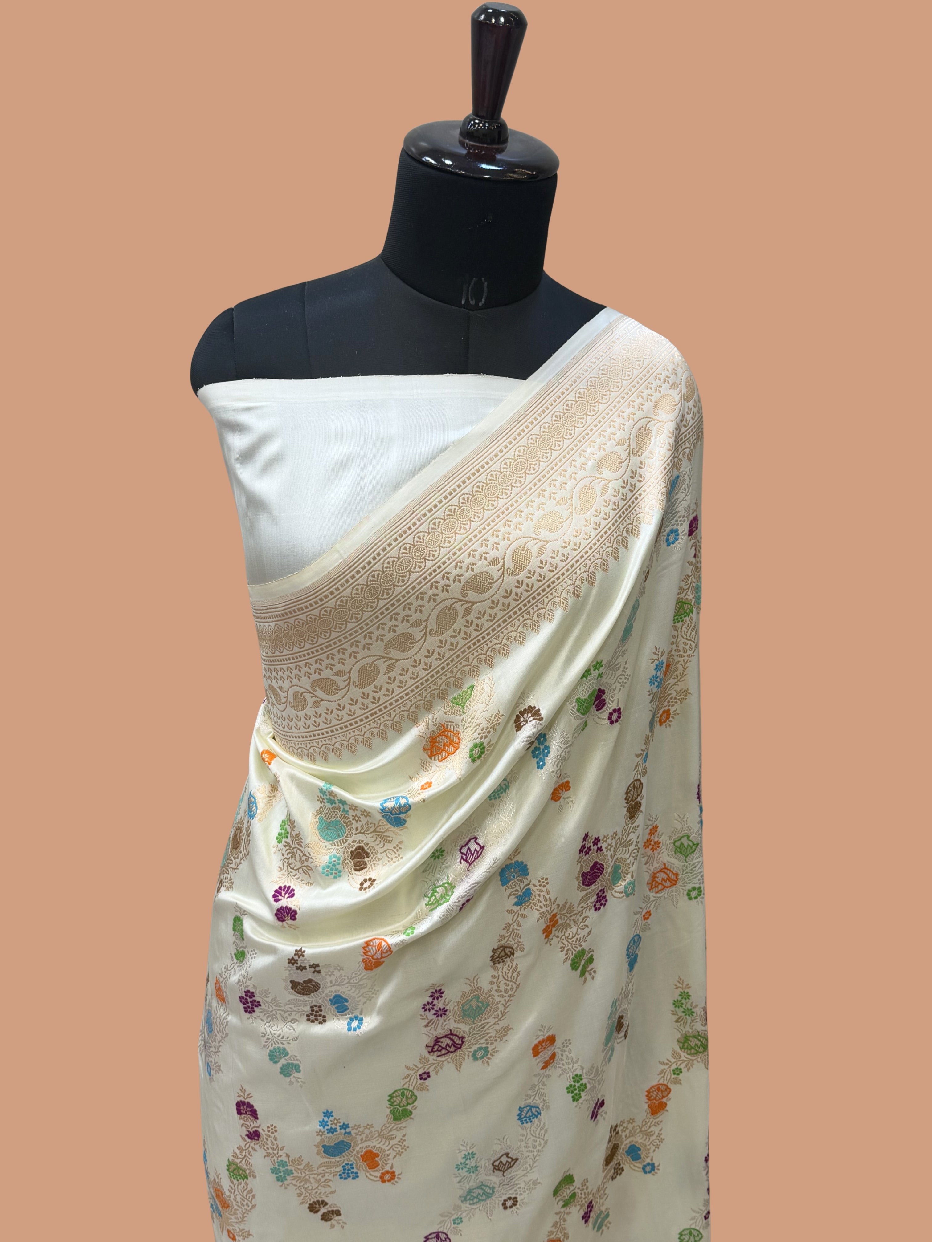 Pure Katan Silk Banarasi Handloom Saree - All over Kadua Jangla