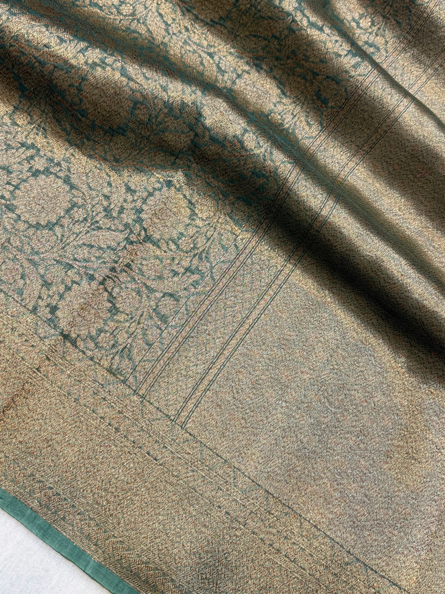 Green Color Pure Kora Silk Handloom Banarasi Saree - All Over Brocade Jaal Work