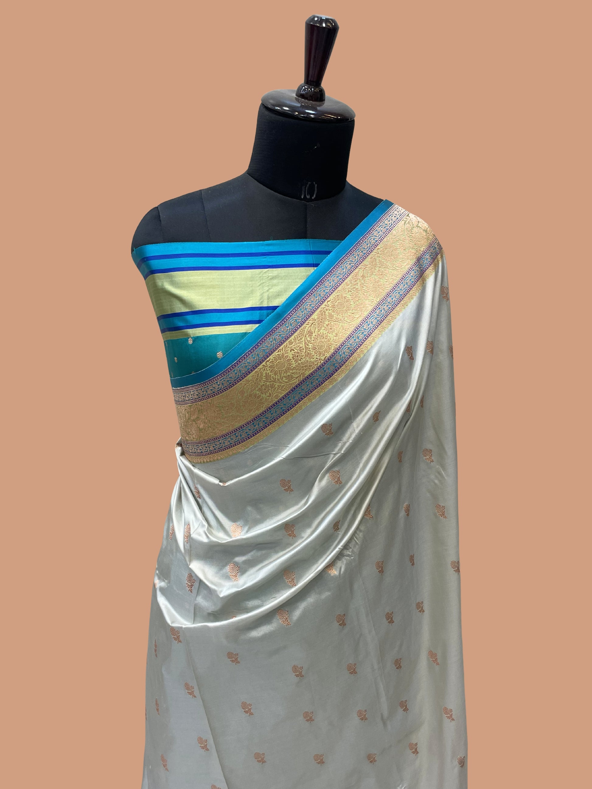 Pure Katan Silk Banarasi Handloom Saree - All over Kadua Buti