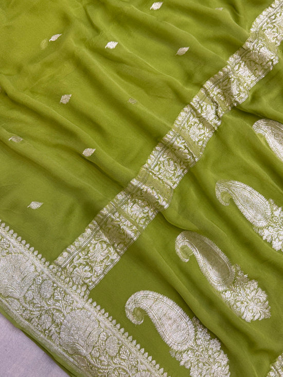 Pure Georgette Handloom Banarasi Saree - Silver Zari