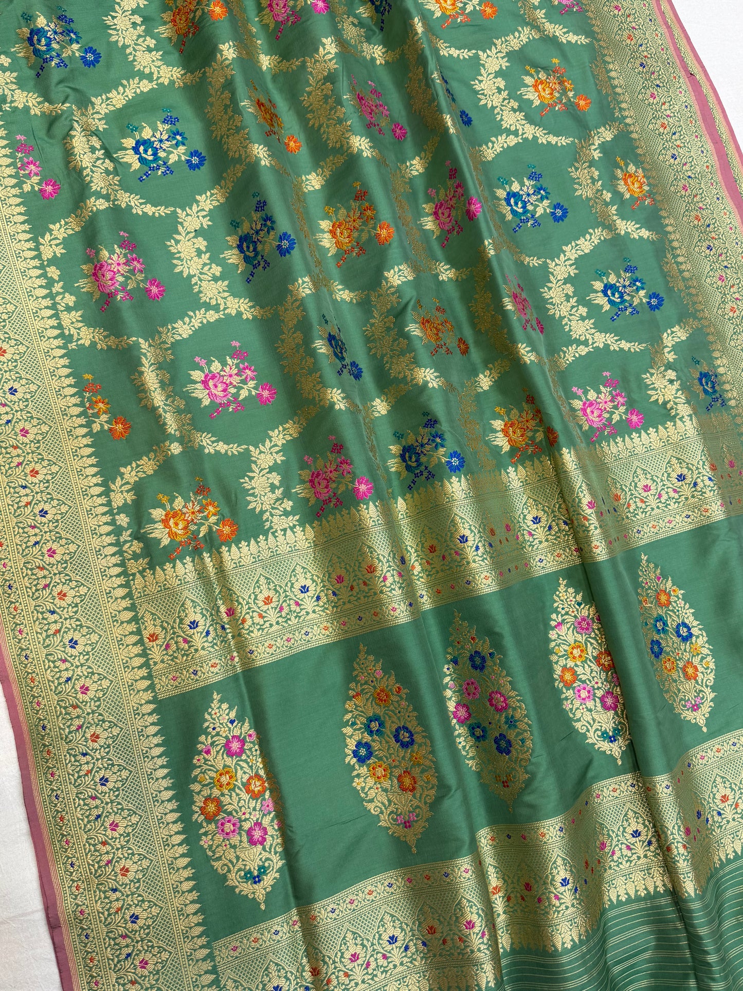 Pure Katan Silk Banarasi Handloom Saree - All over Kadua Jangla