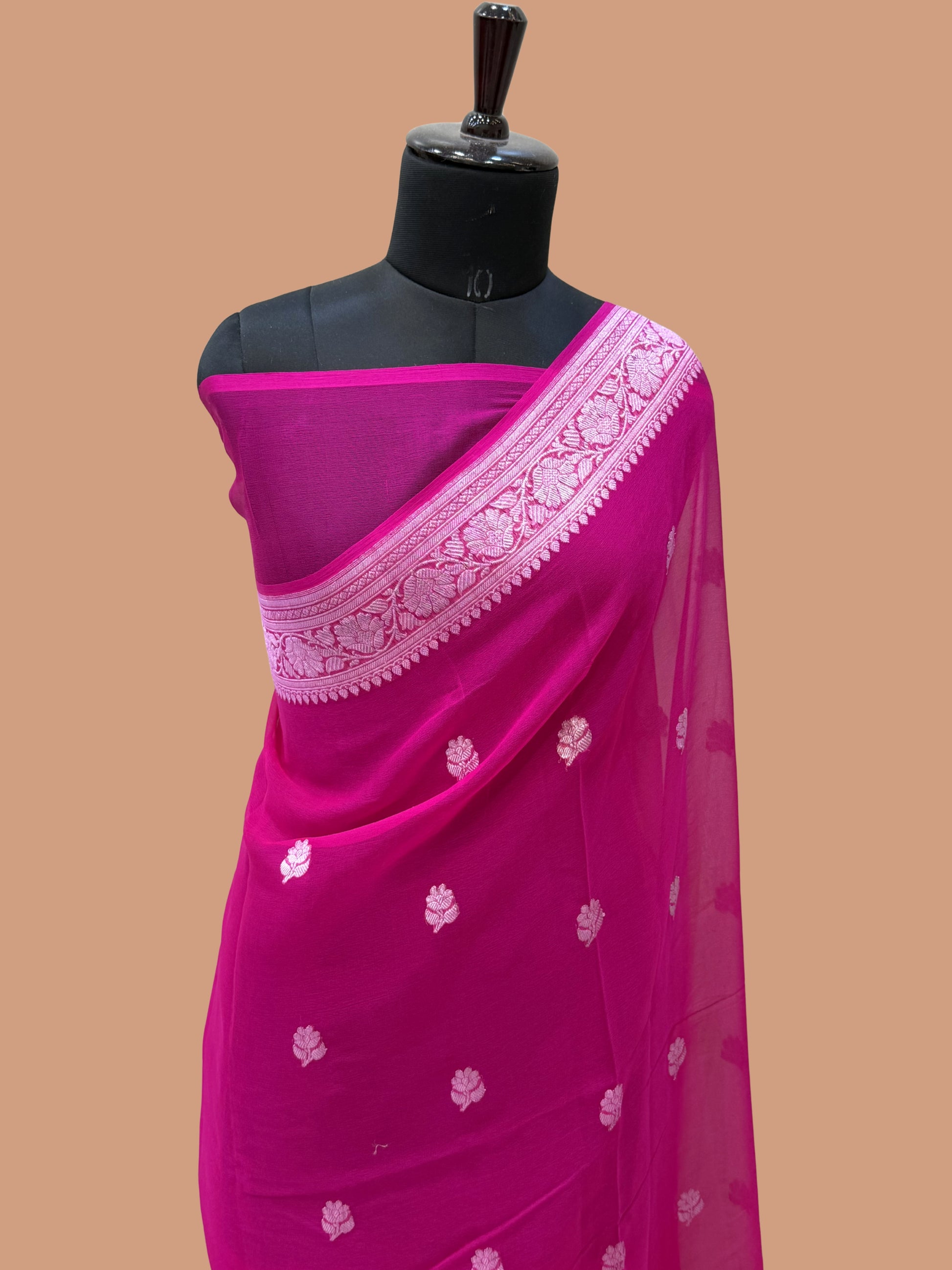 Pure Georgette Handloom Banarasi Saree - Silver Zari