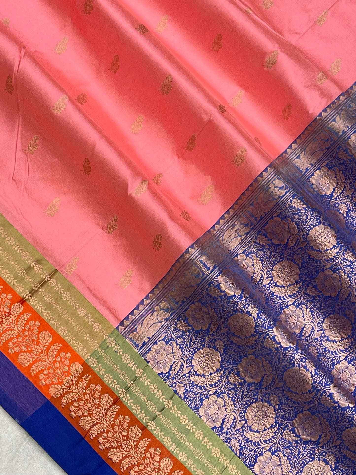 Pure Katan Silk Banarasi Handloom Saree - All over Kadua Buti