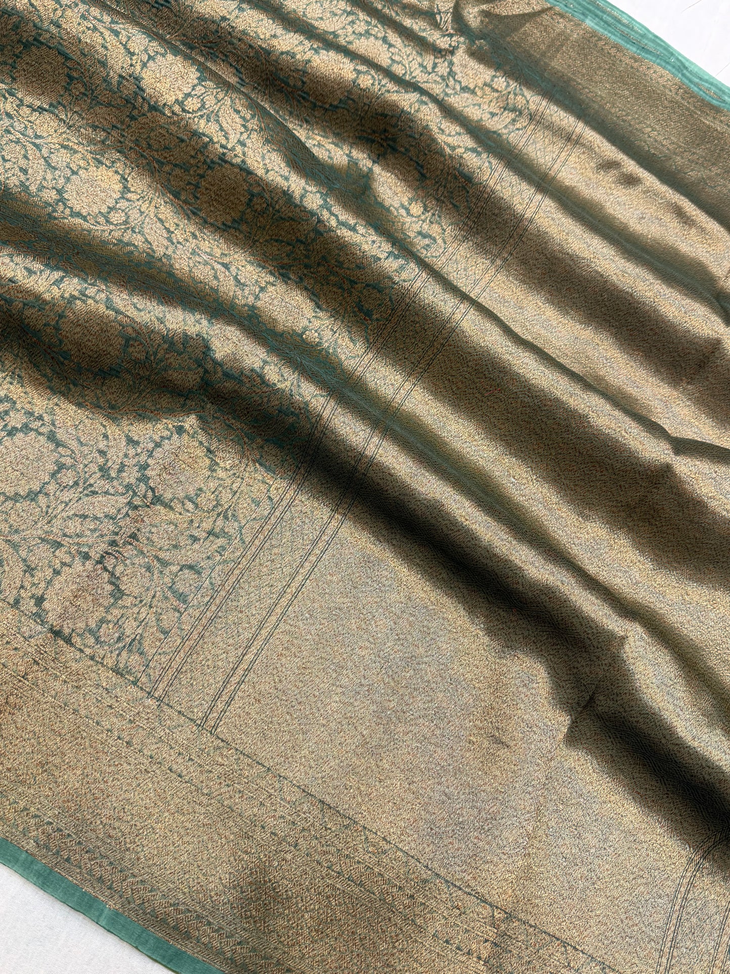 Green Color Pure Kora Silk Handloom Banarasi Saree - All Over Brocade Jaal Work