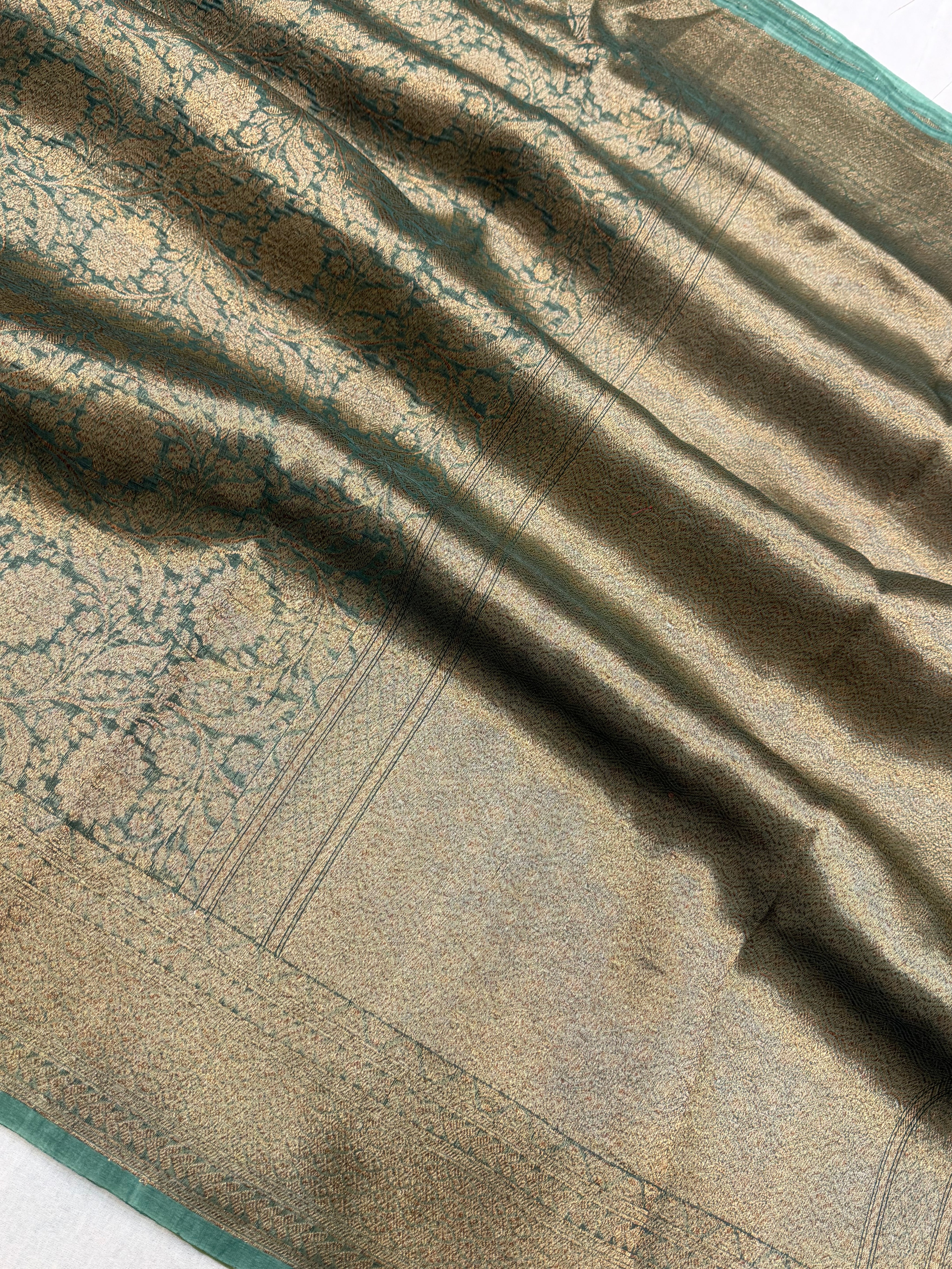 Green Color Pure Kora Silk Handloom Banarasi Saree - All Over Brocade Jaal Work