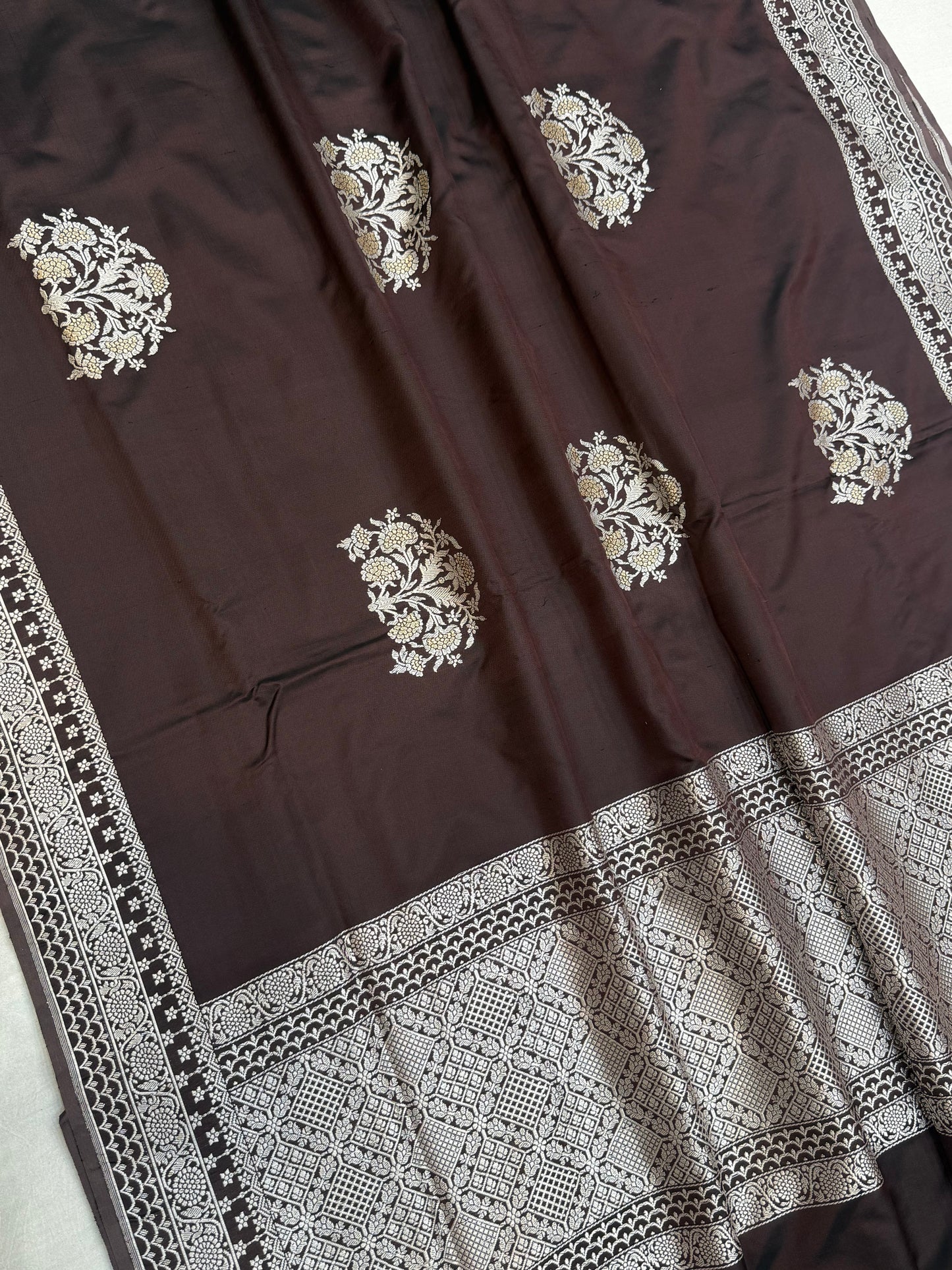Pure Katan Silk Banarasi Handloom Saree - All over Kadua Motifs