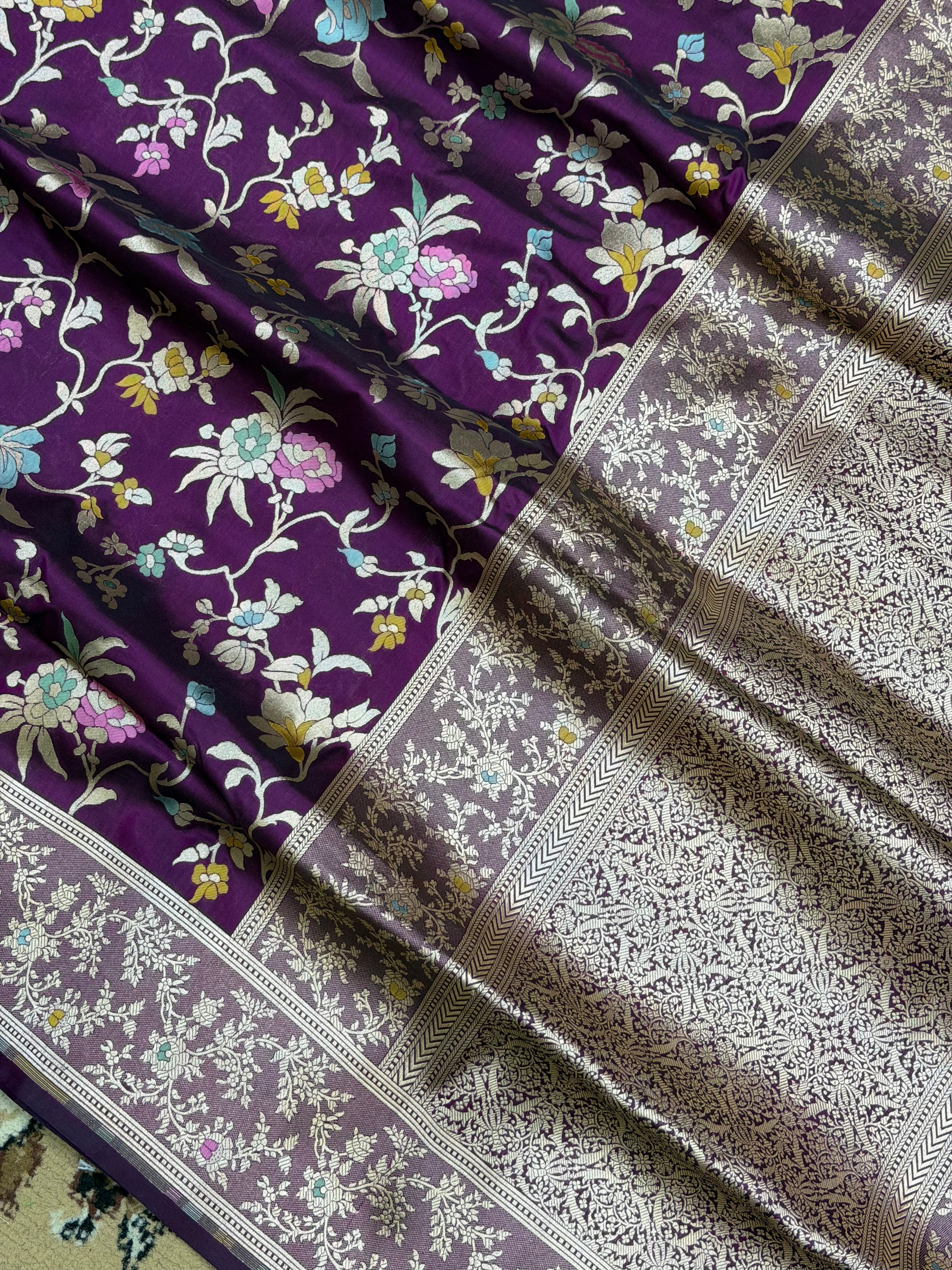 Magenta Color Pure Katan Katan Silk Handloom Banarasi Saree - All Over Jaal Work with Meenakari