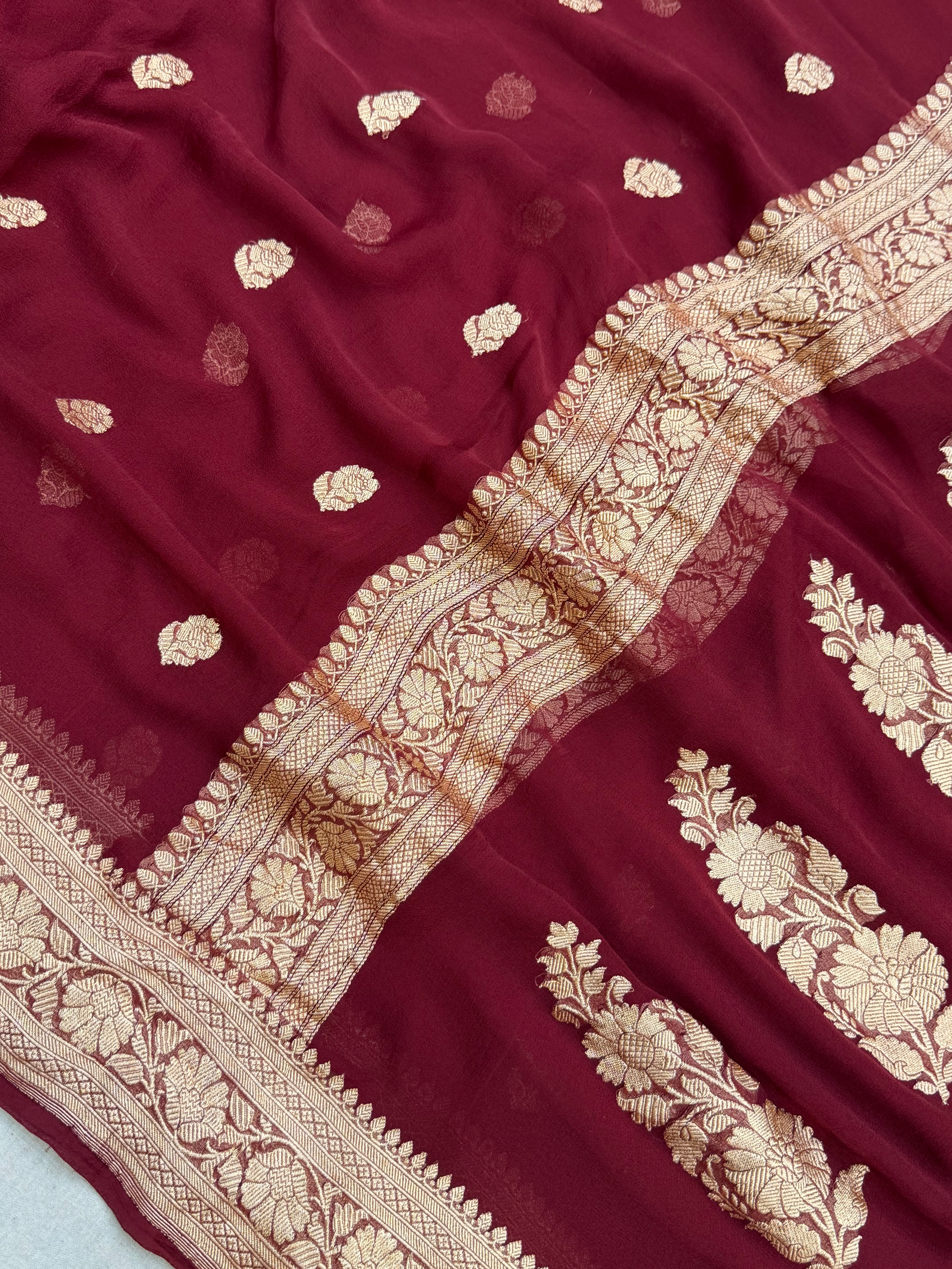 Pure Georgette Handloom Banarasi Saree - Silver Zari