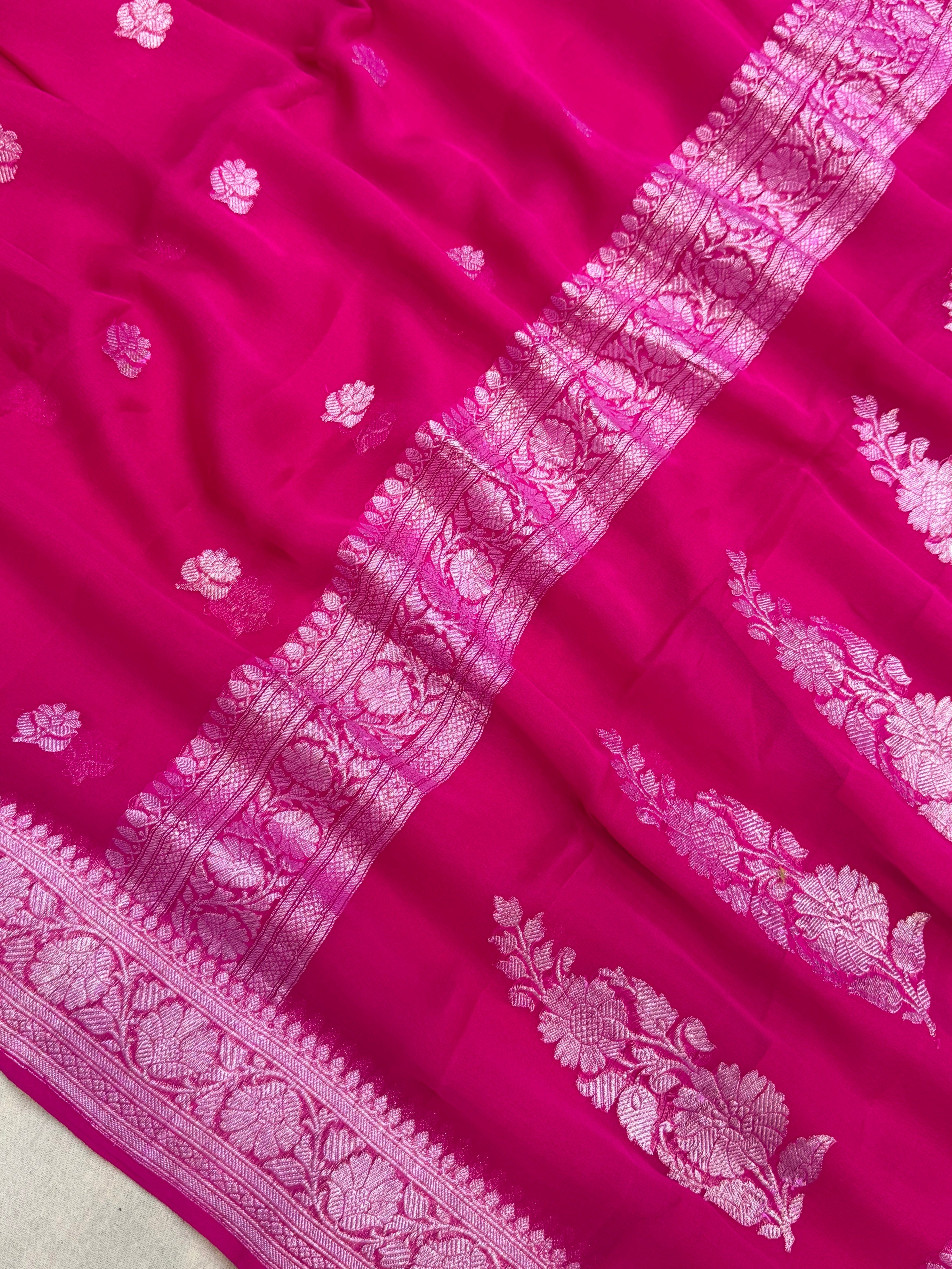 Pure Georgette Handloom Banarasi Saree - Silver Zari
