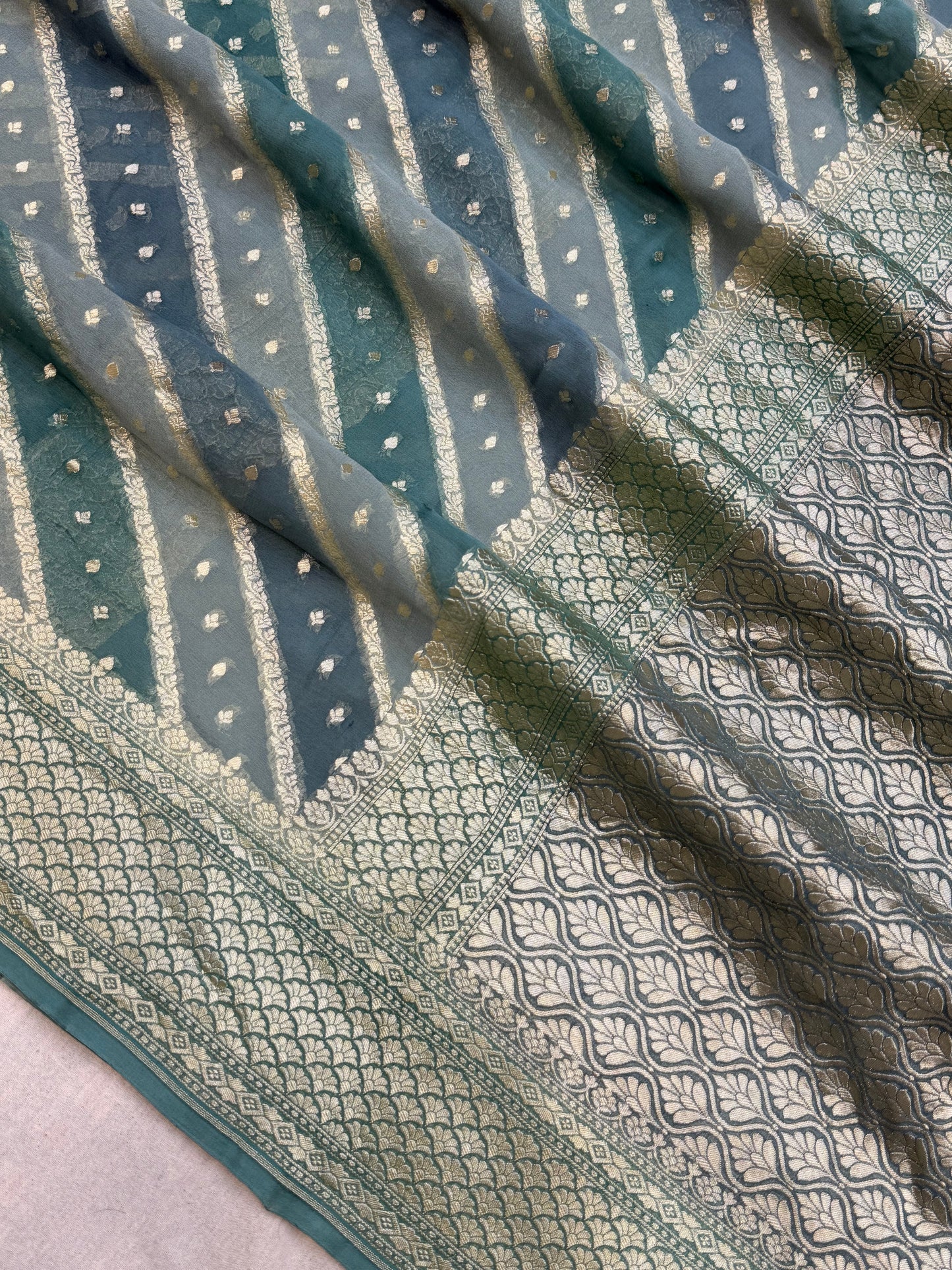 Rangkat Pure Khaddi Georgette Handloom Banarasi Saree