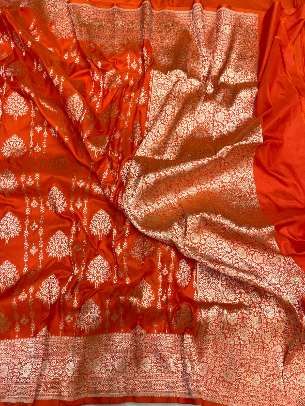 Pure Katan Silk Banarasi Handloom Saree - All Over Motifs