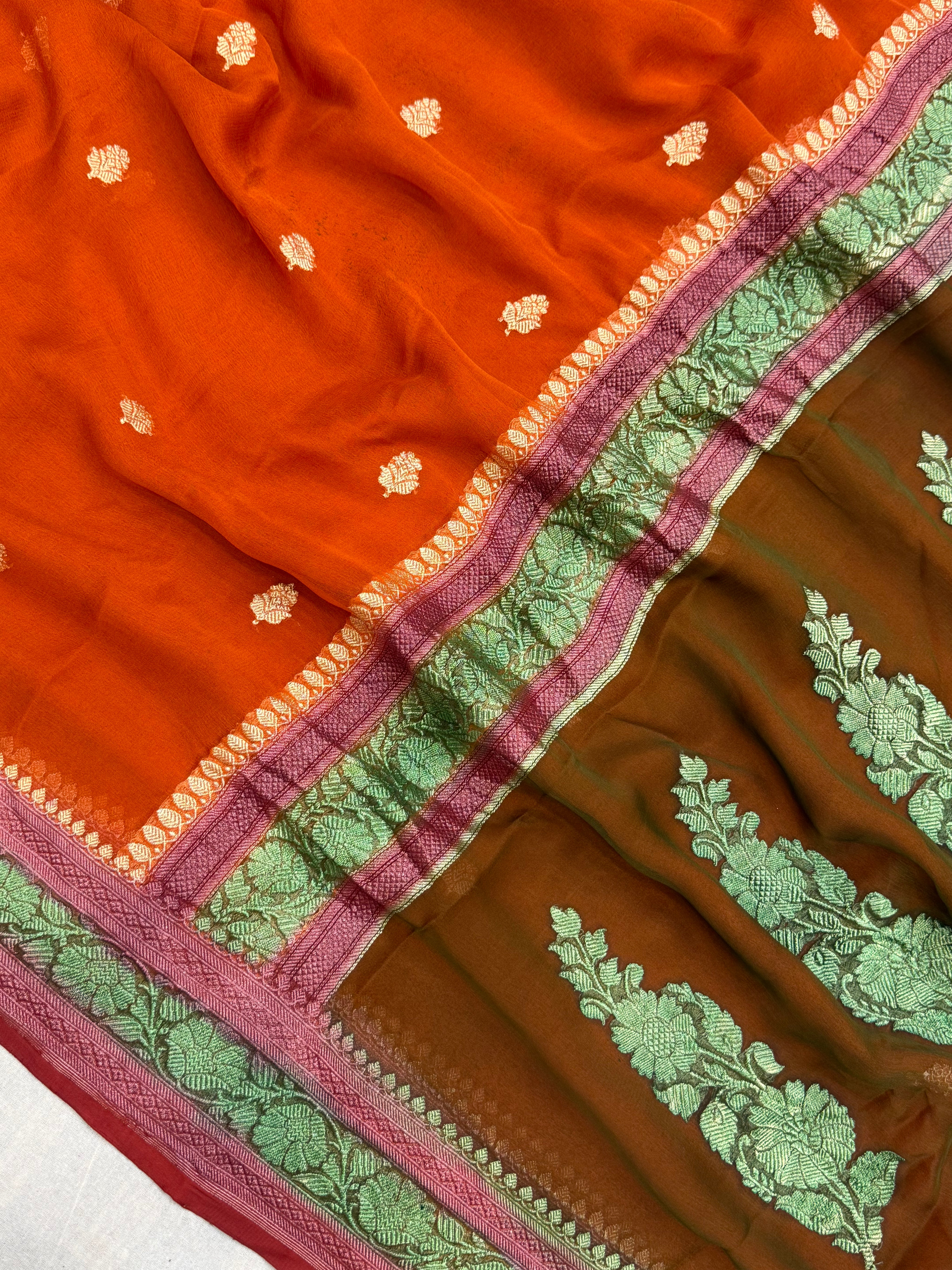 Pure Georgette Handloom Banarasi Saree - Gold Zari