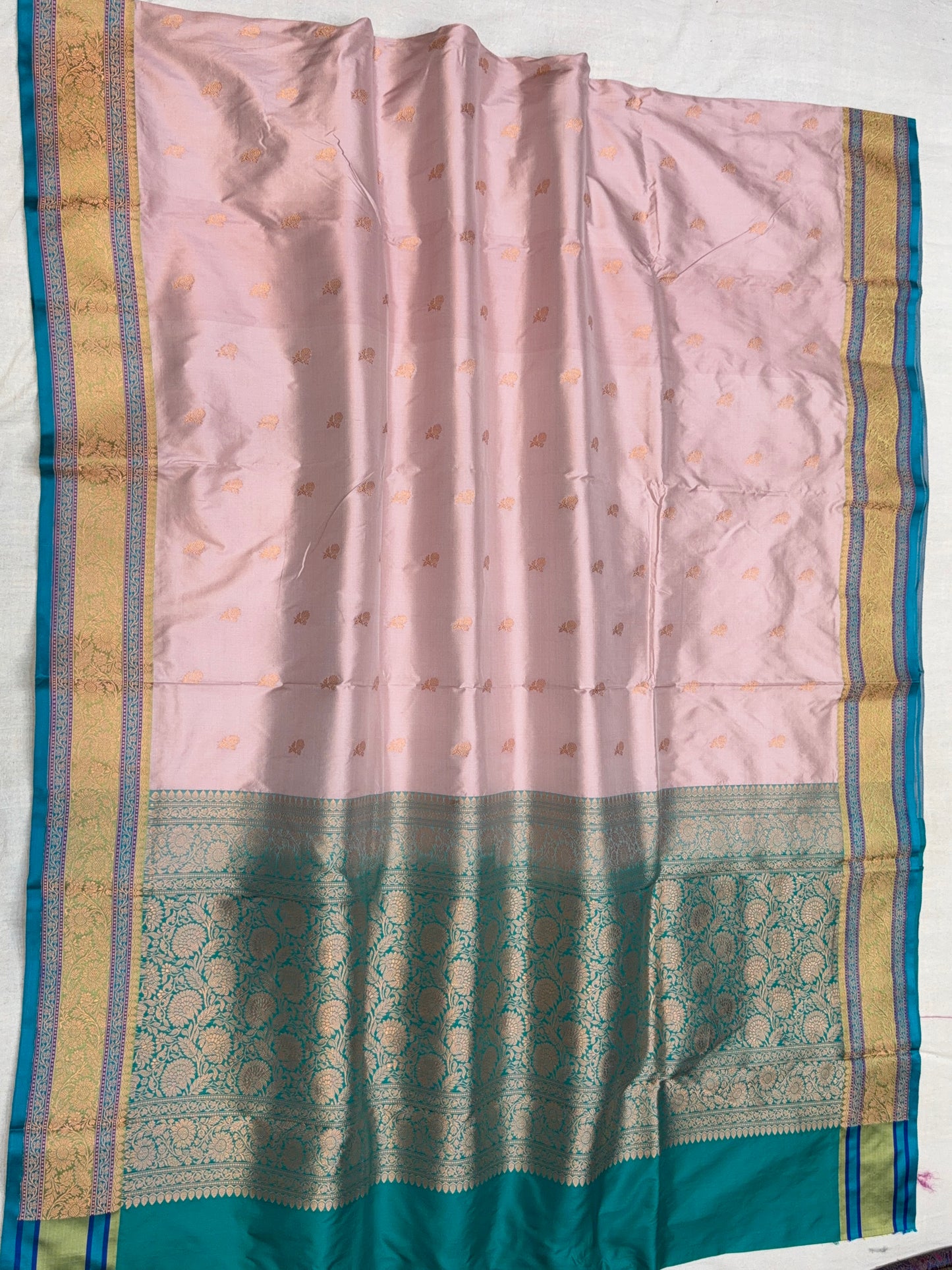 Pure Katan Silk Banarasi Handloom Saree - All over Kadua Buti