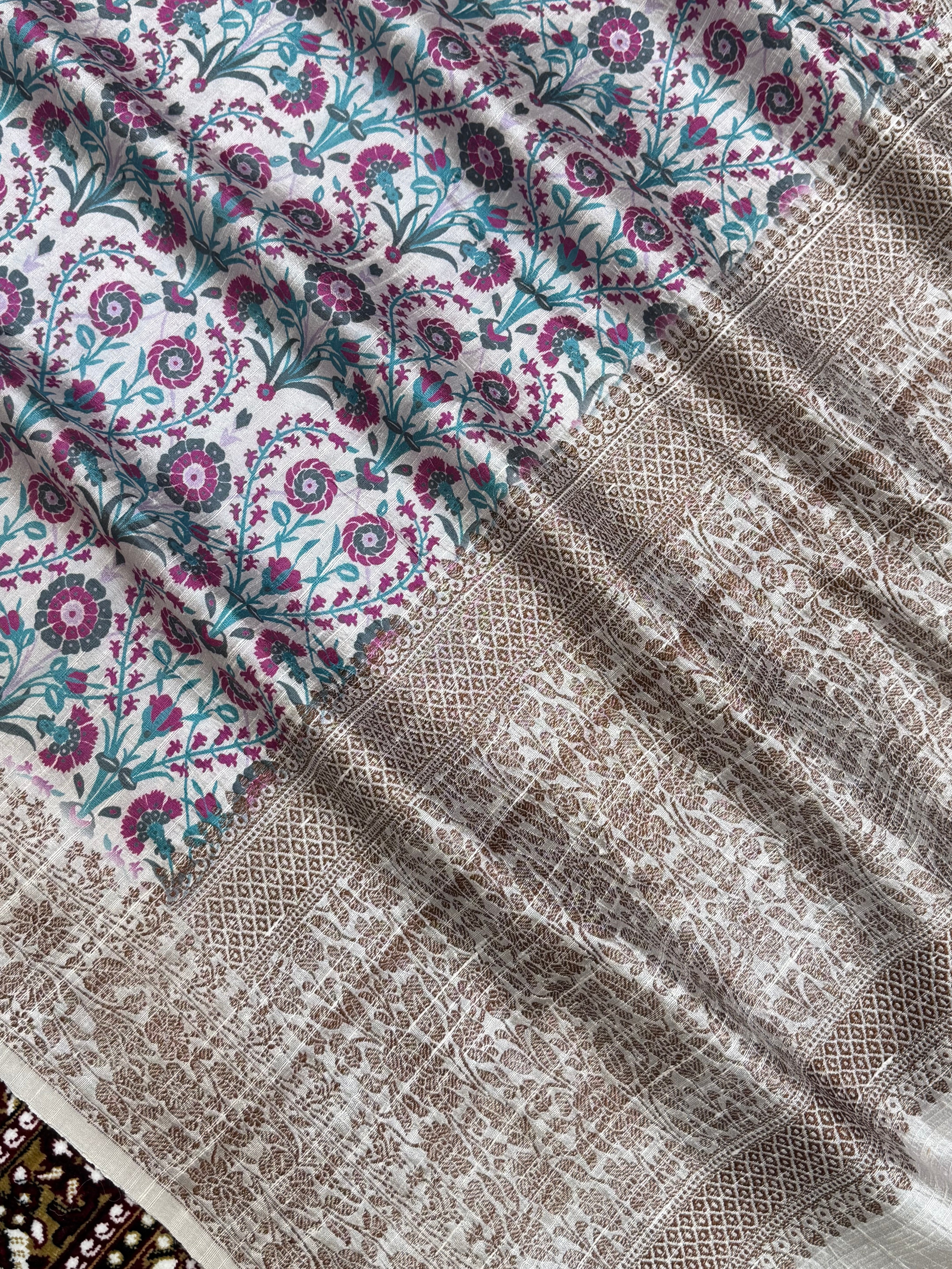 White Color Pure Raw Silk Handloom Banarasi Saree with Digital Print