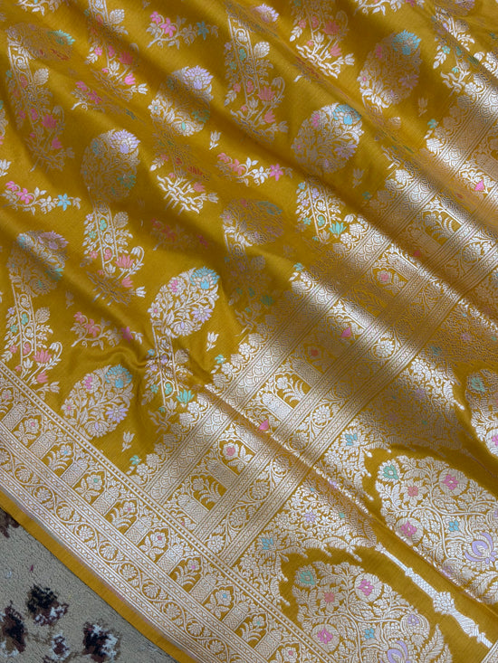 Musterd Color Pure Silk Handloom Banarasi Saree - All Over Jaal Work with Meenakari