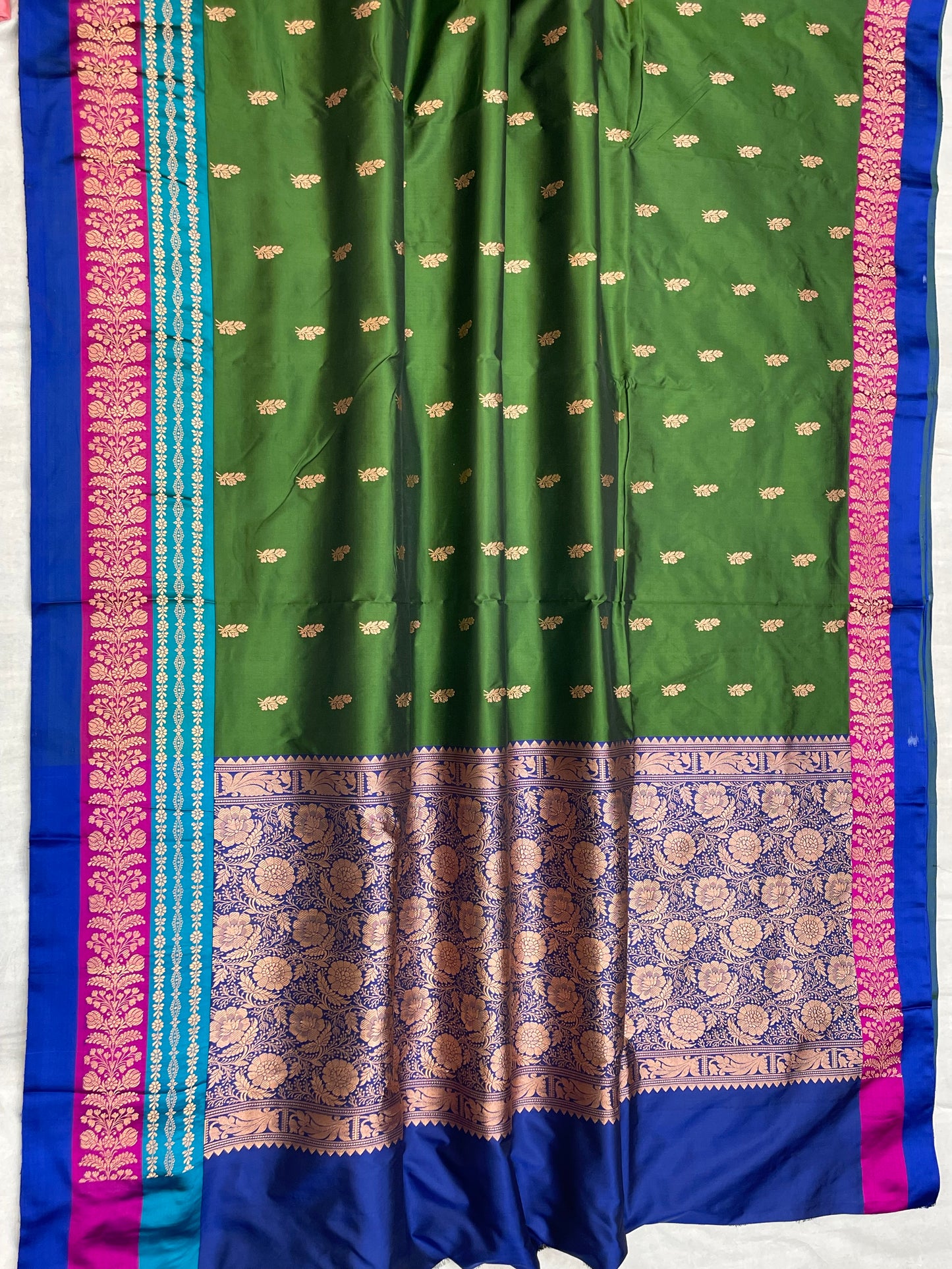 Pure Katan Silk Banarasi Handloom Saree - All over Kadua Buti