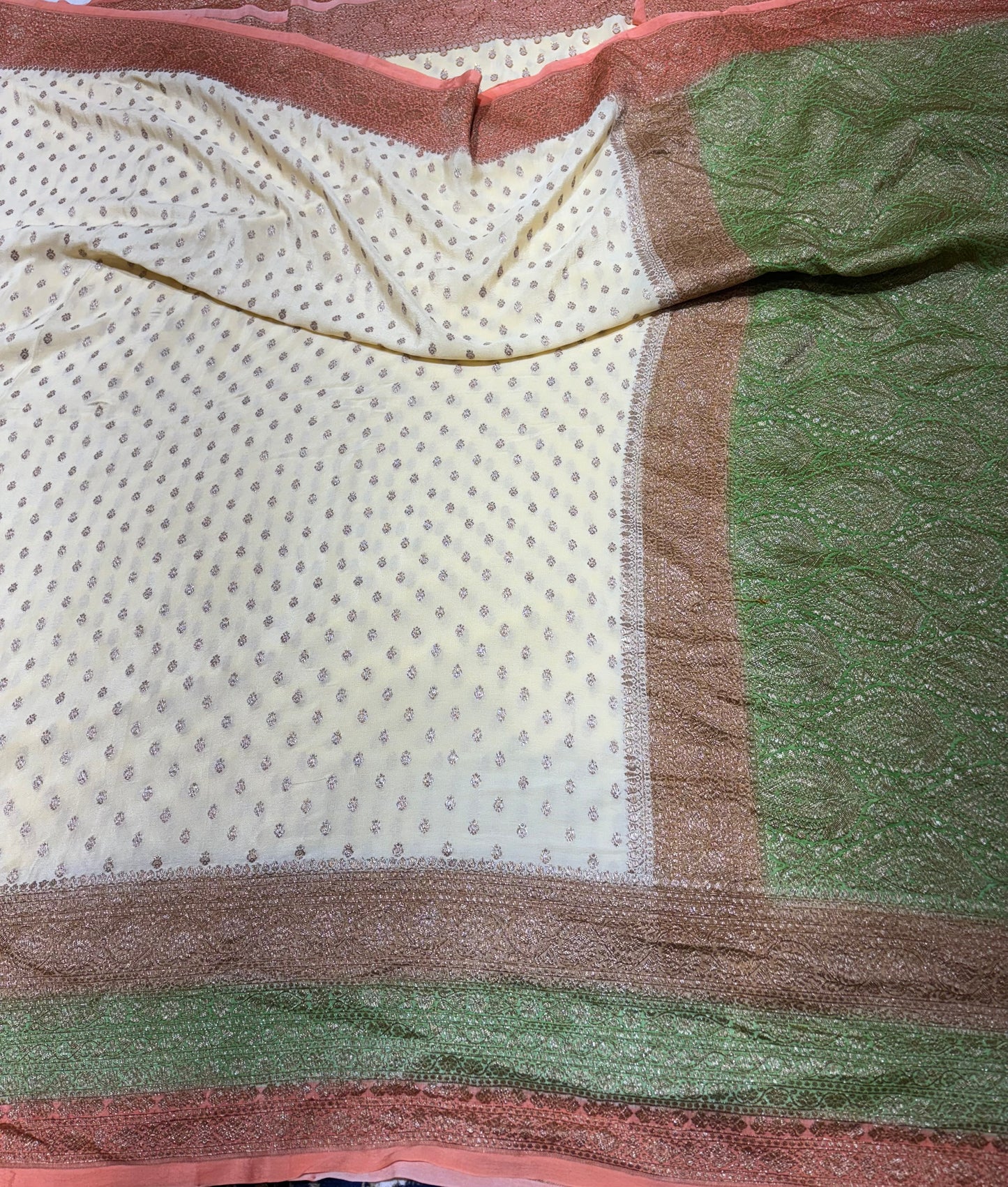 Pure Crape Antique Zari Allover Small Motifs Design Saree with 3d Contrast Pallu