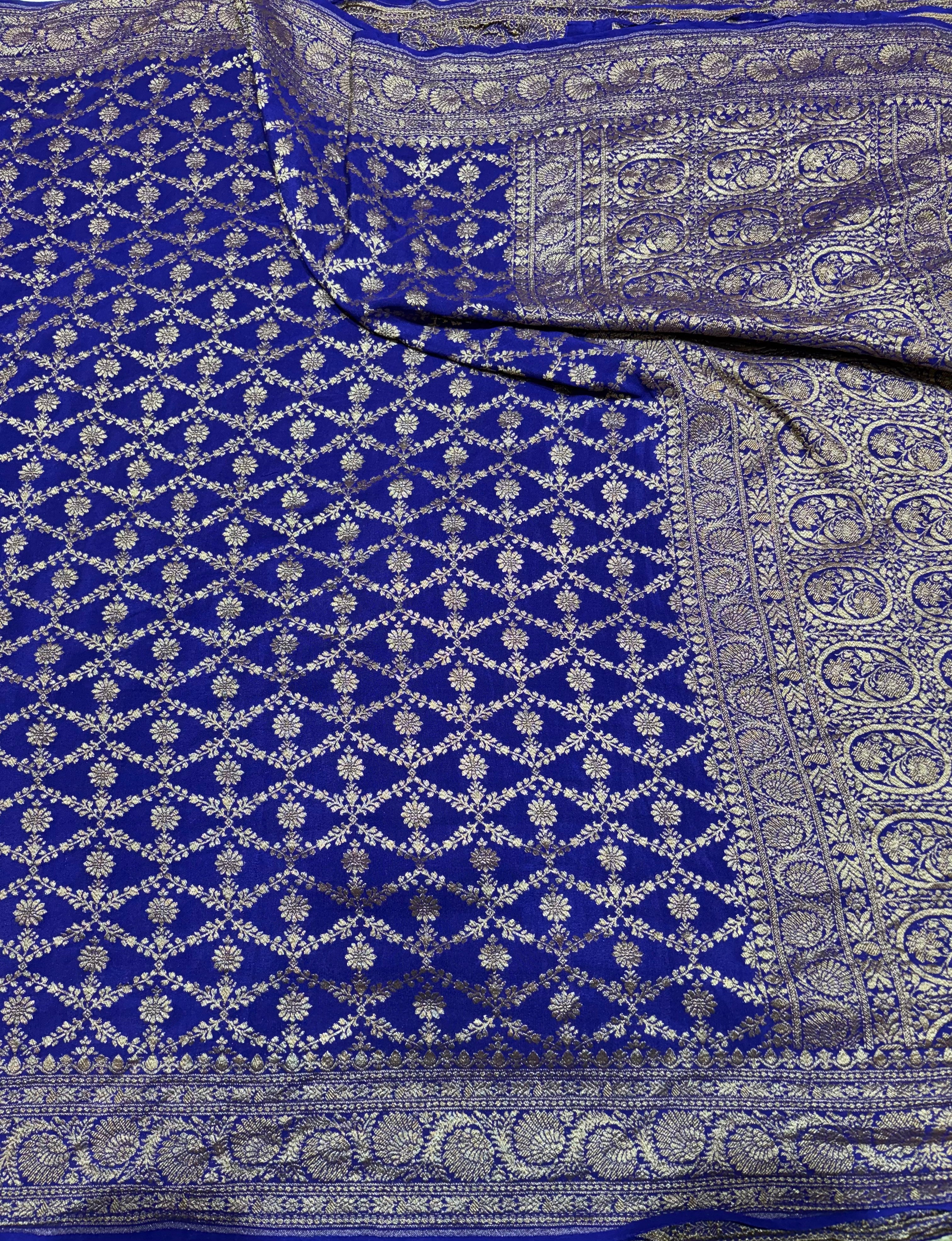 Pure Crape Antique Zari Allover Floral Jaal Design Saree