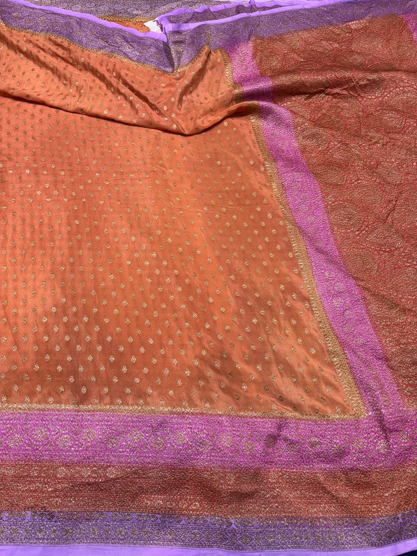 Pure Crape Antique Zari Allover Small Motifs Design Saree with 3d Contrast Pallu