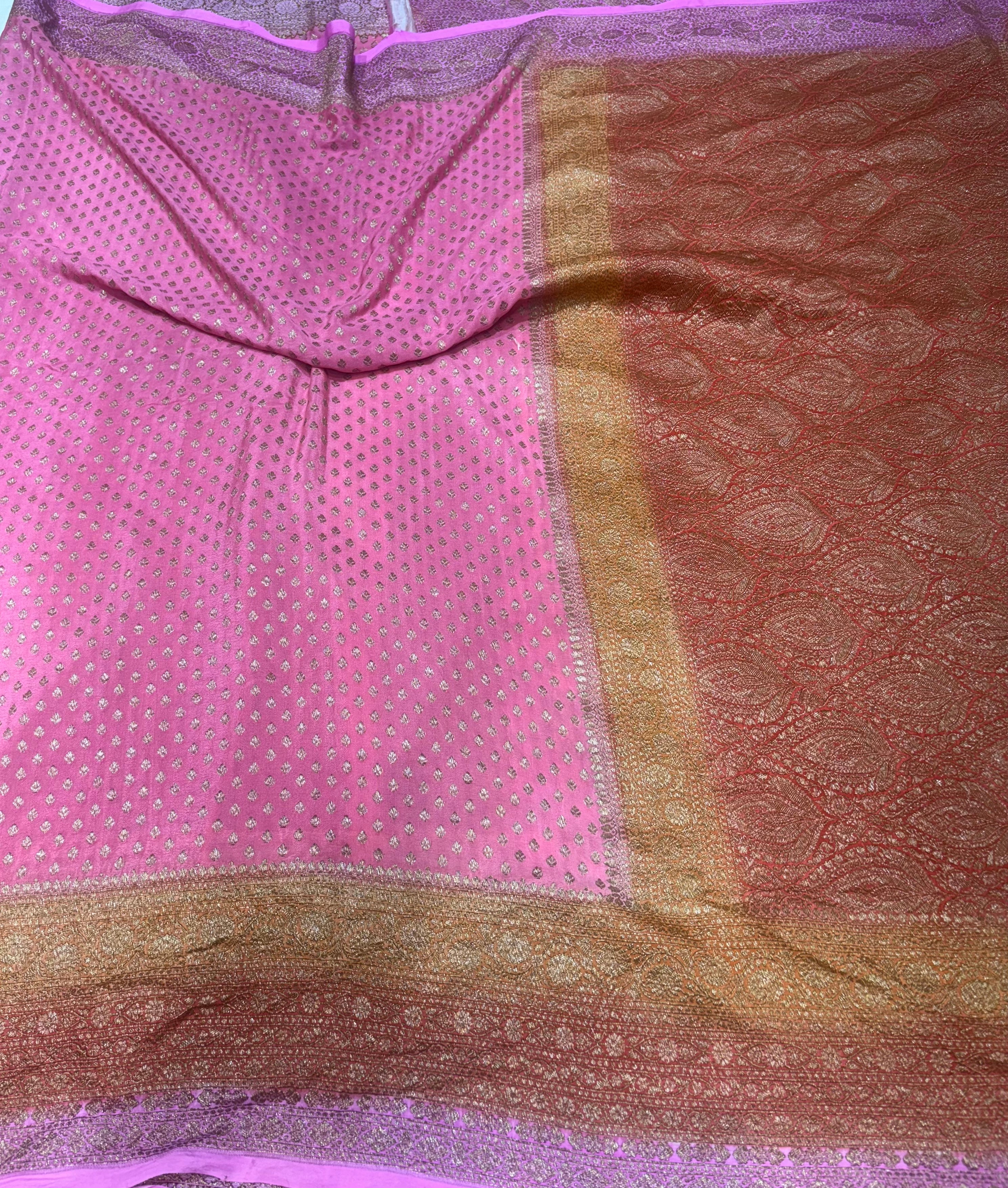 Pure Crape Antique Zari Allover Small Motifs Design Saree with 3d Contrast Border and Pallu