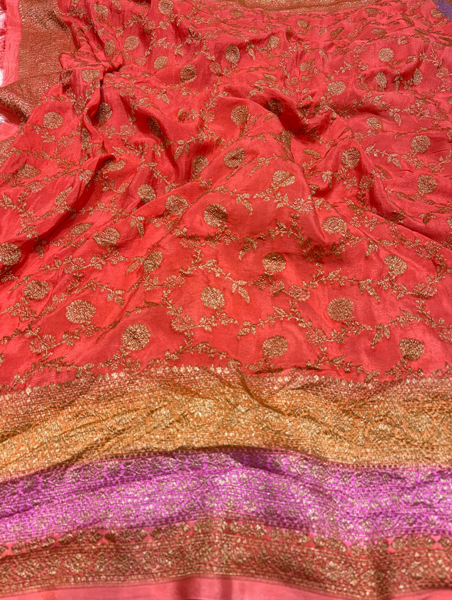 Pure Crape Antique Zari Allover Small Motifs Design Saree with 3D Contrast Border