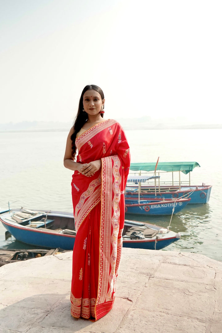 Pure Katan Minakari Kadhwa Buti in Sona Rupa with Designer Border