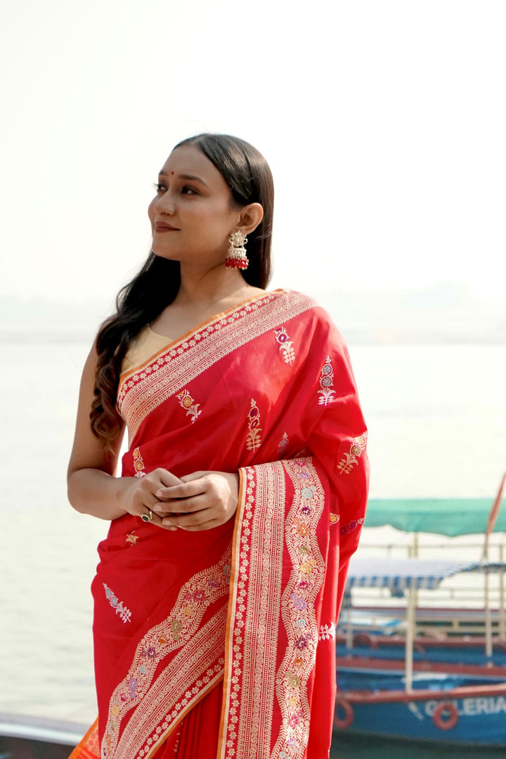 Pure Katan Minakari Kadhwa Buti in Sona Rupa with Designer Border