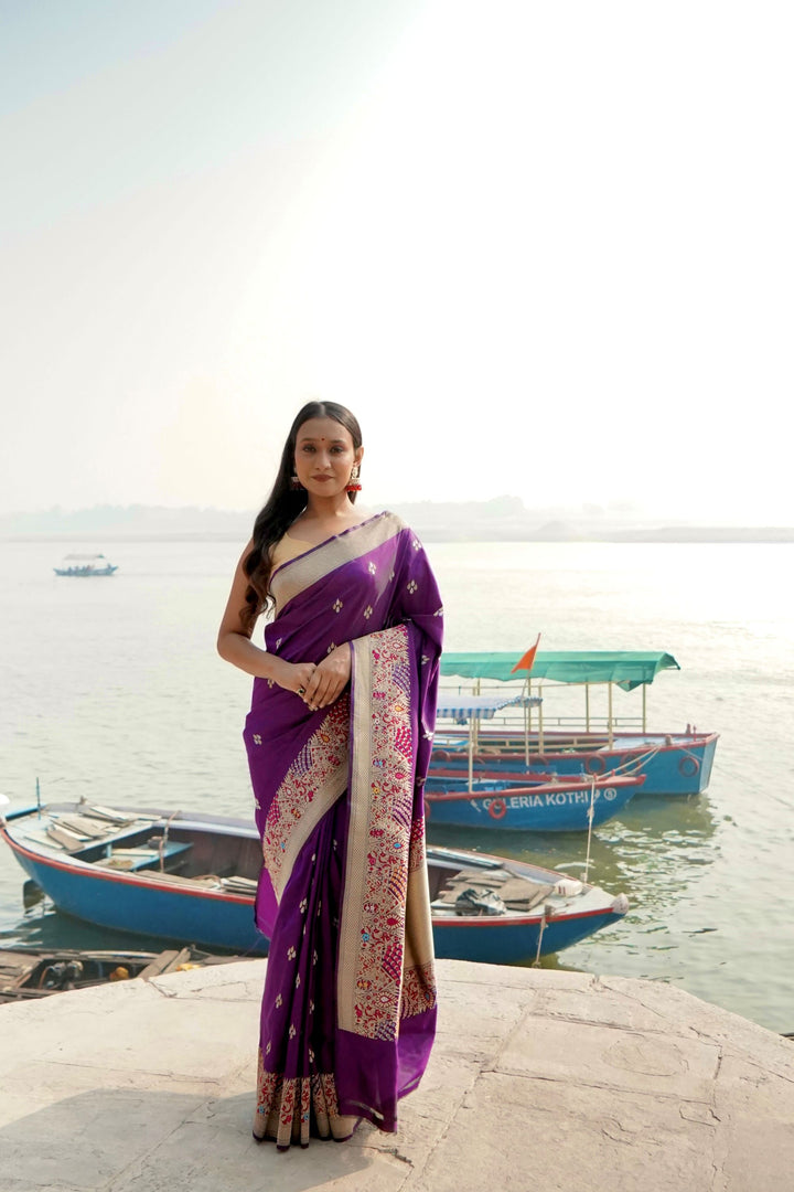 Pure Katan Tilfi Minakari Border in Double Sona Rupa Booti