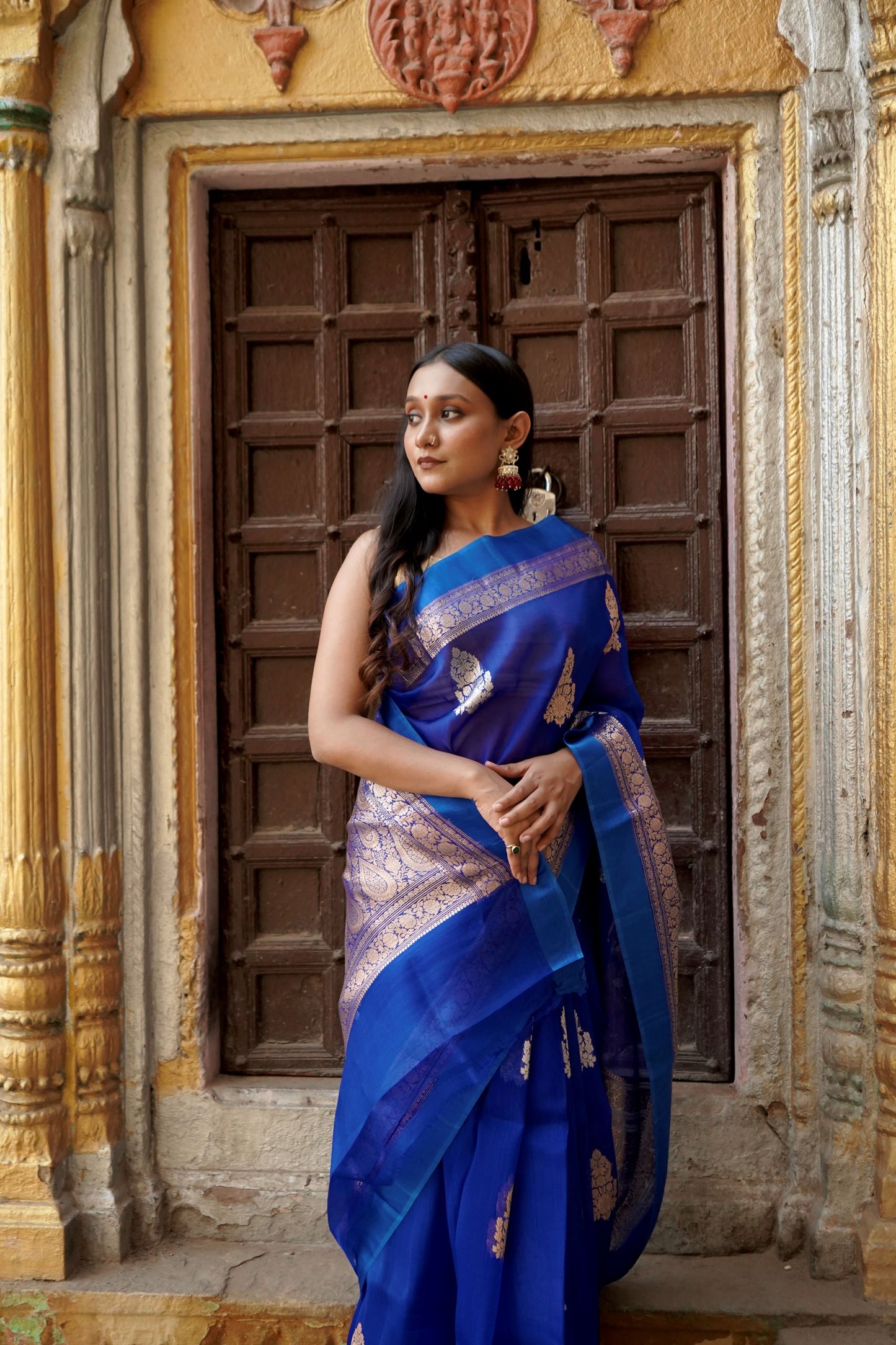 Pure Kora Silk Kadhwa Boota in Sona Rupa with Satin Border