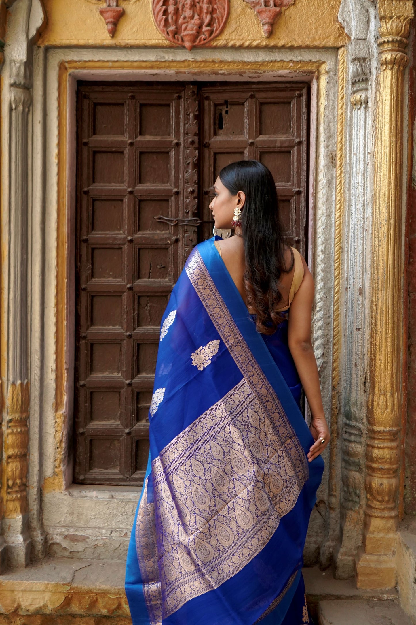 Pure Kora Silk Kadhwa Boota in Sona Rupa with Satin Border
