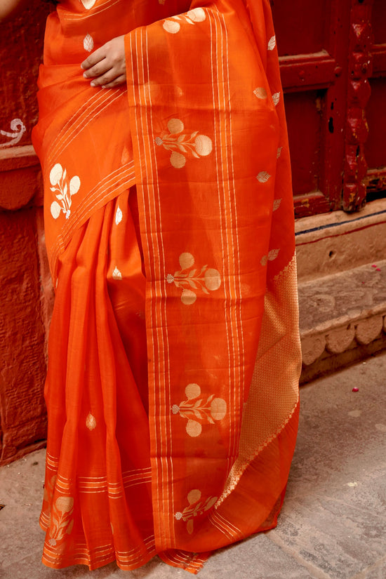 Pure Kora Designer Silk in Sona Rupa Boota Made with Kadhwa Technique